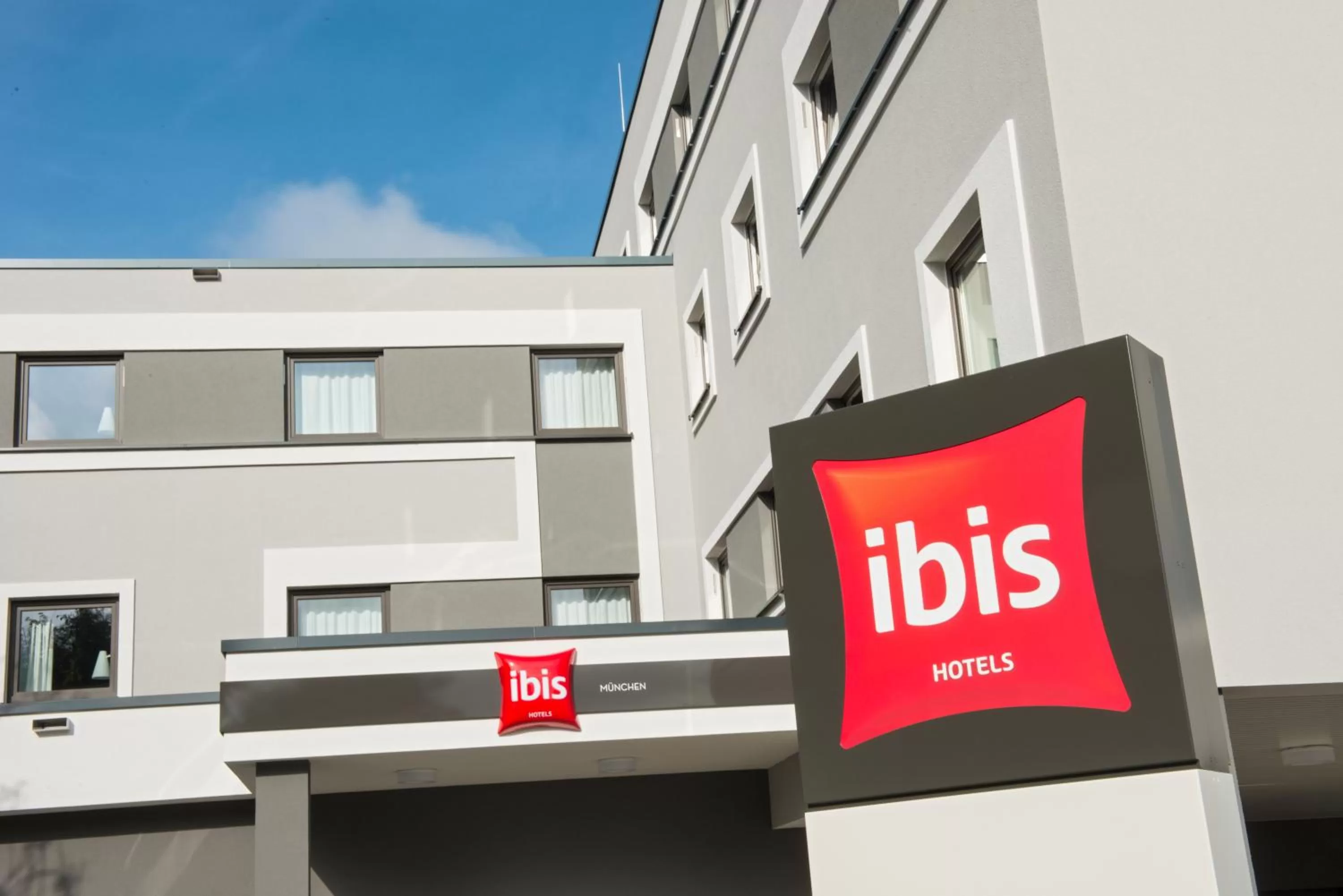 Property building in Ibis München Airport Süd