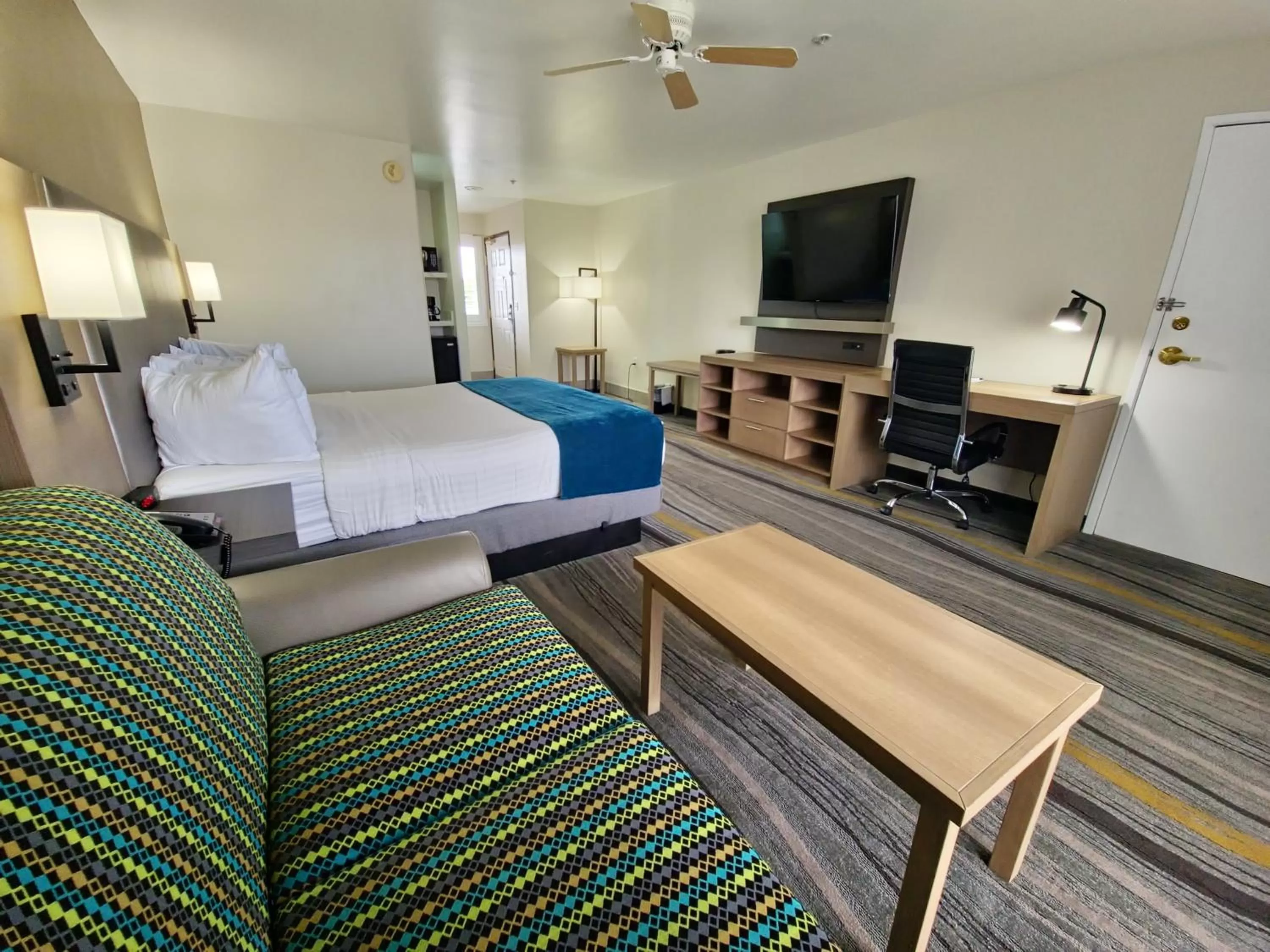 Bed in Los Viajeros Inn