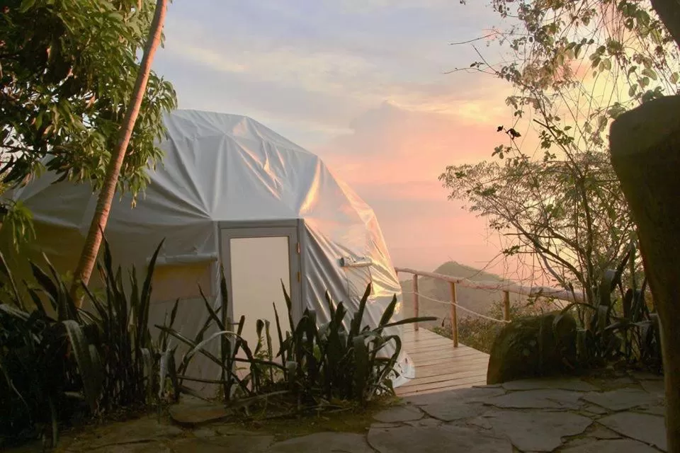 El Mirador Glamping & Apartments & Woodhouse & Swimingpool