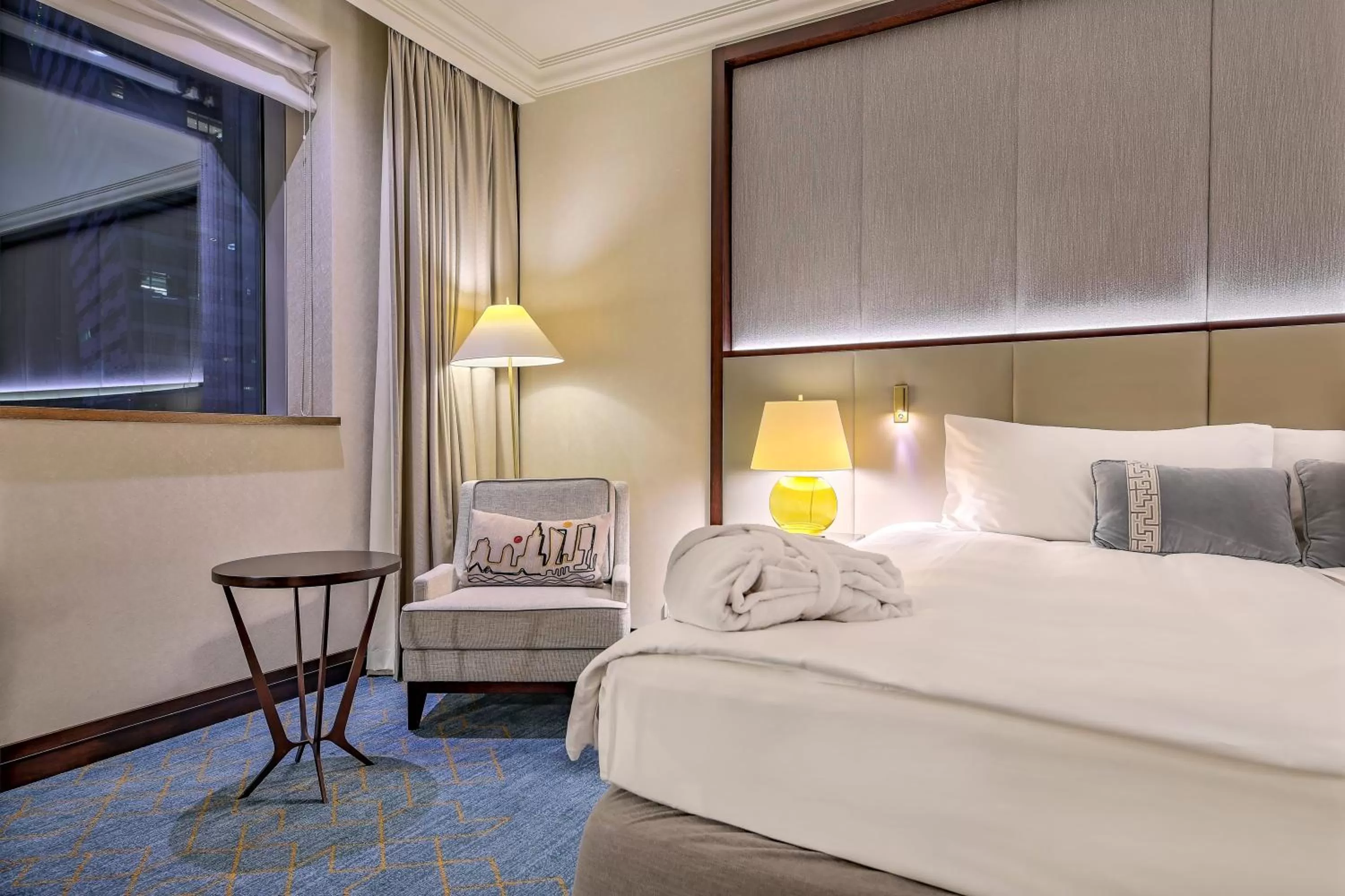 Photo of the whole room, Bed in InterContinental Warszawa by IHG