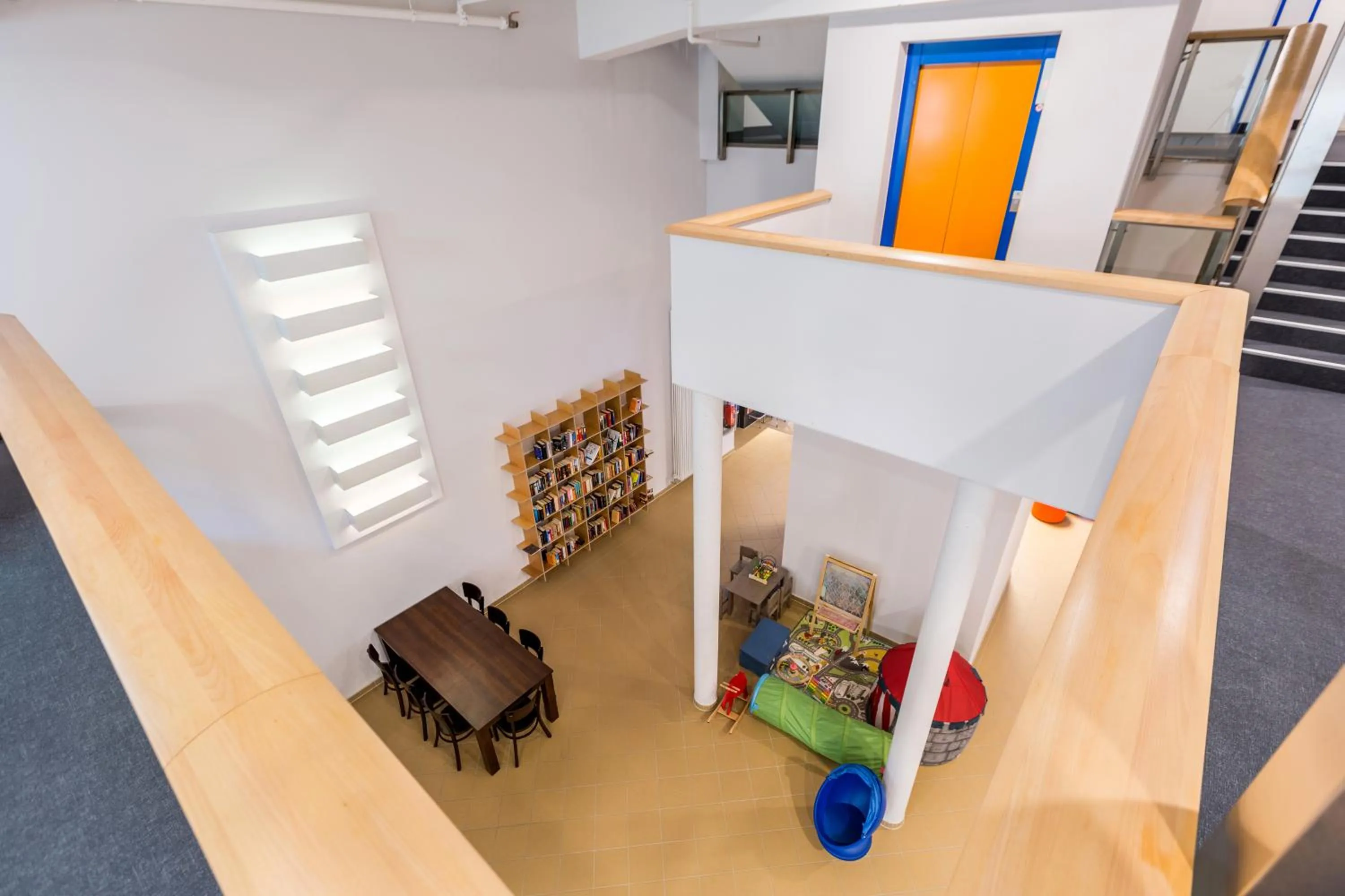 Lobby or reception in a&o Salzburg Hauptbahnhof