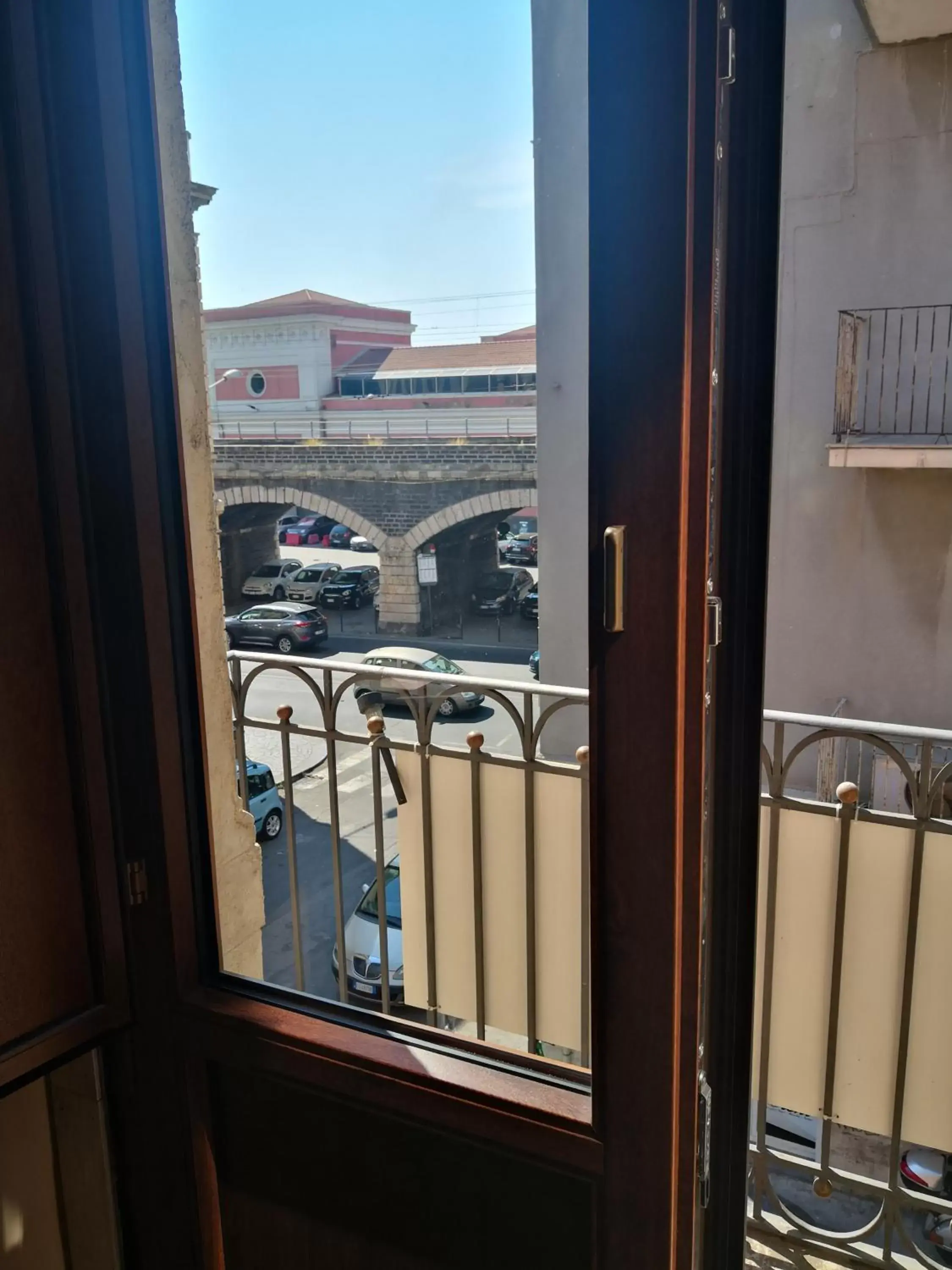 Queen Room with Balcony in Central Suites Catania Queen Room with Balcony in Central Suites Catania