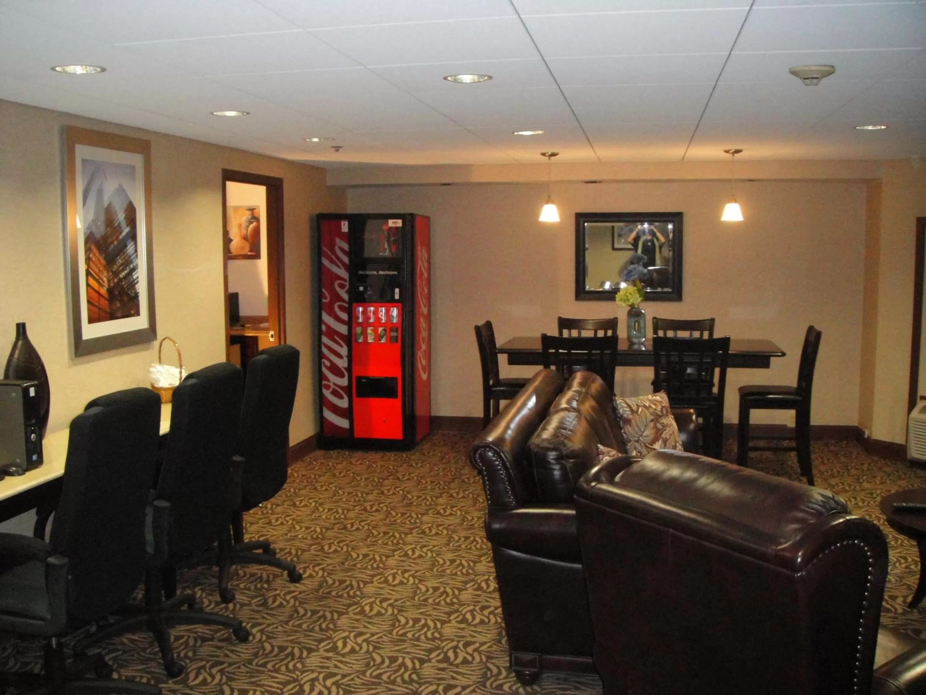 Lounge or bar in Quality Hotel Philadelphia Airport