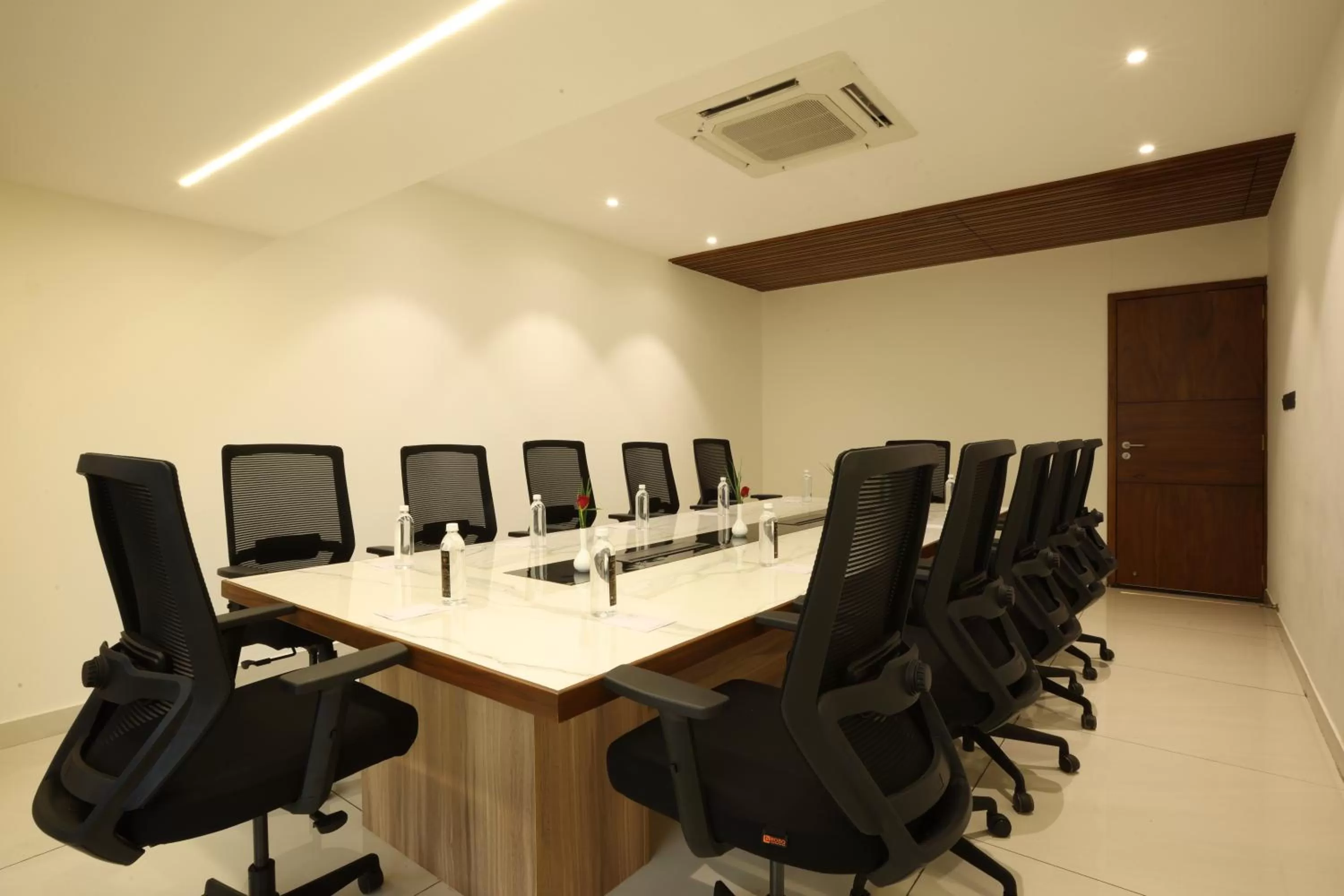 Meeting/conference room in Royal Plaza Suites by RAK Rooms, Mangaluru