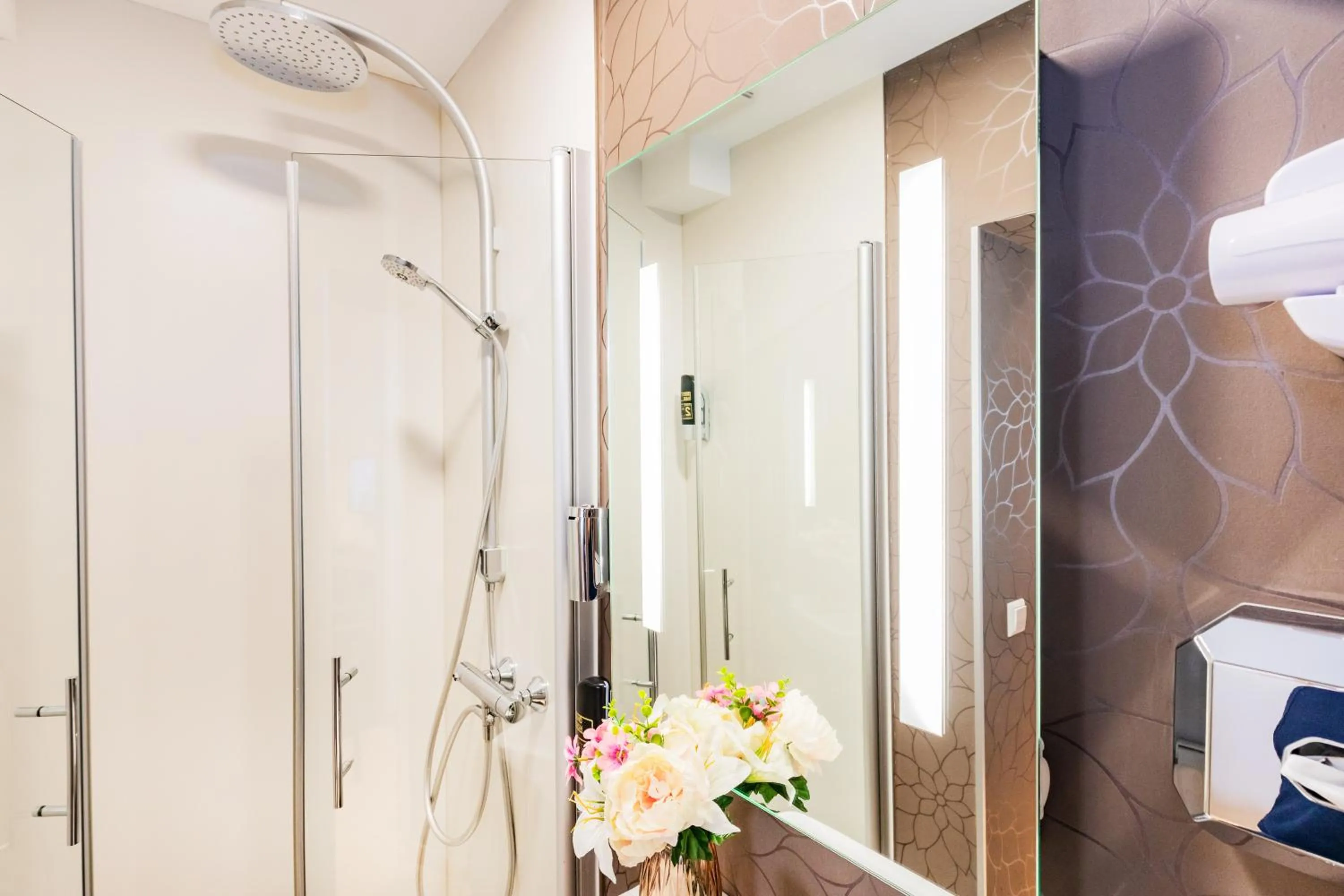 Bathroom in Hotel Fürst Garden