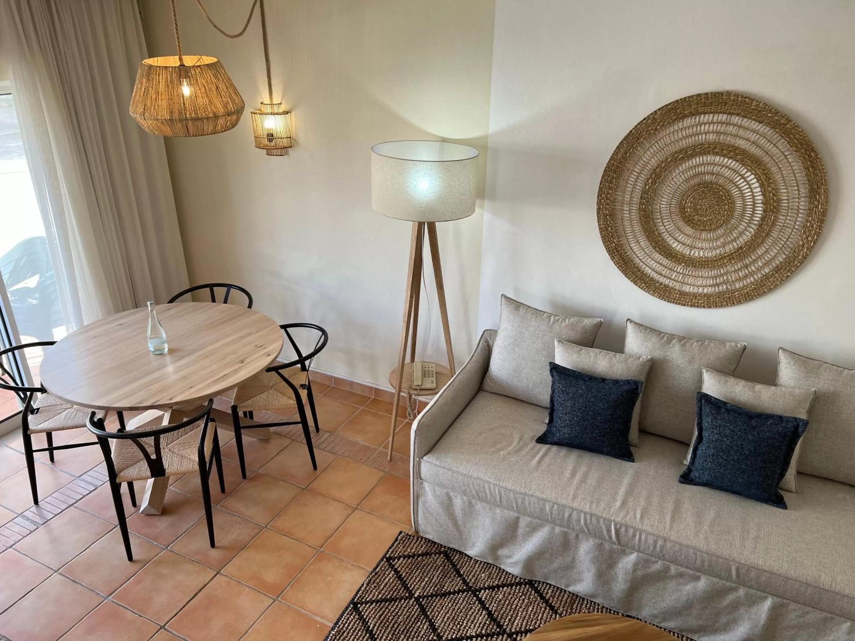 Living room, Bed in Pestana Palm Gardens