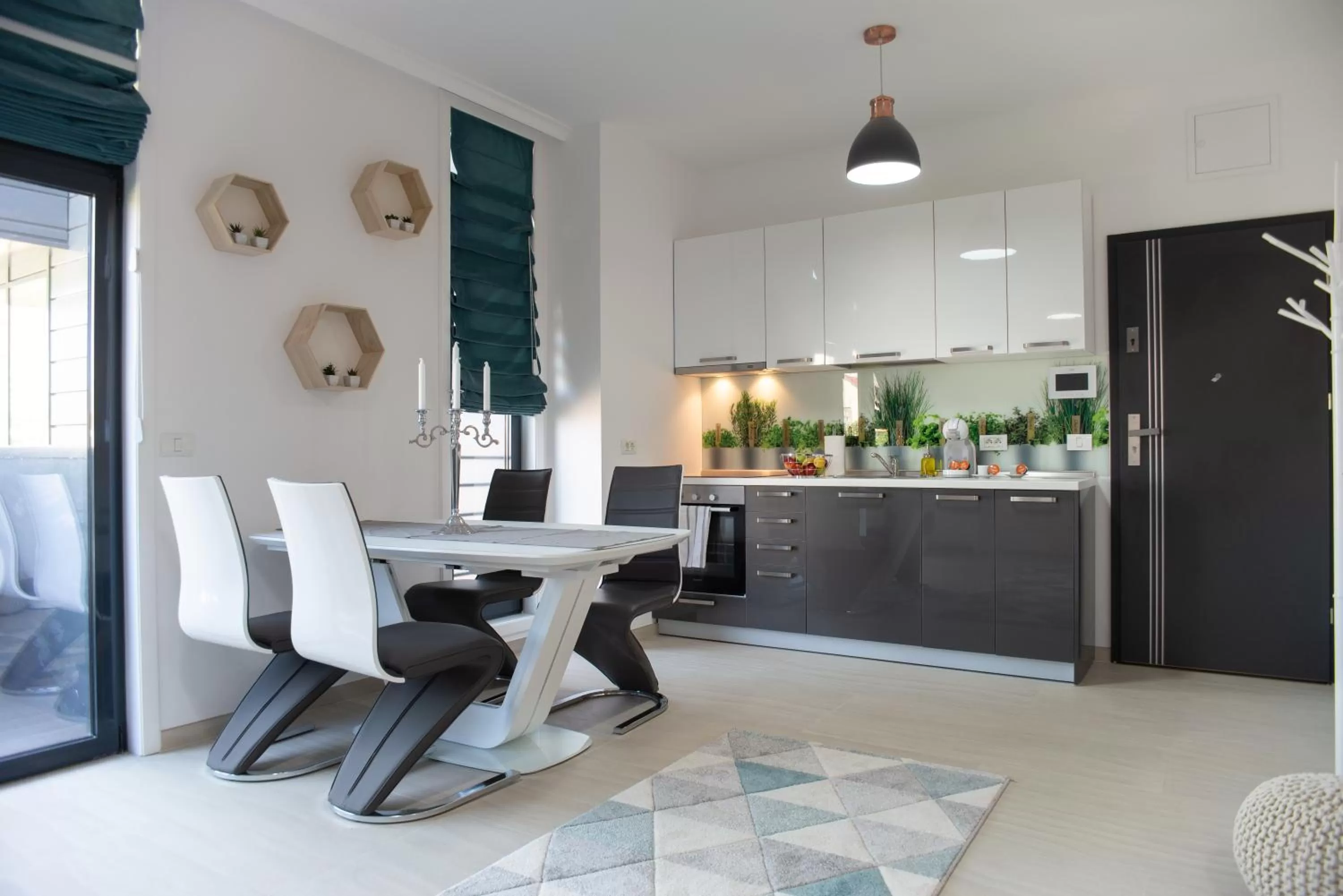 Kitchen or kitchenette, Kitchen/Kitchenette in Steel Residence