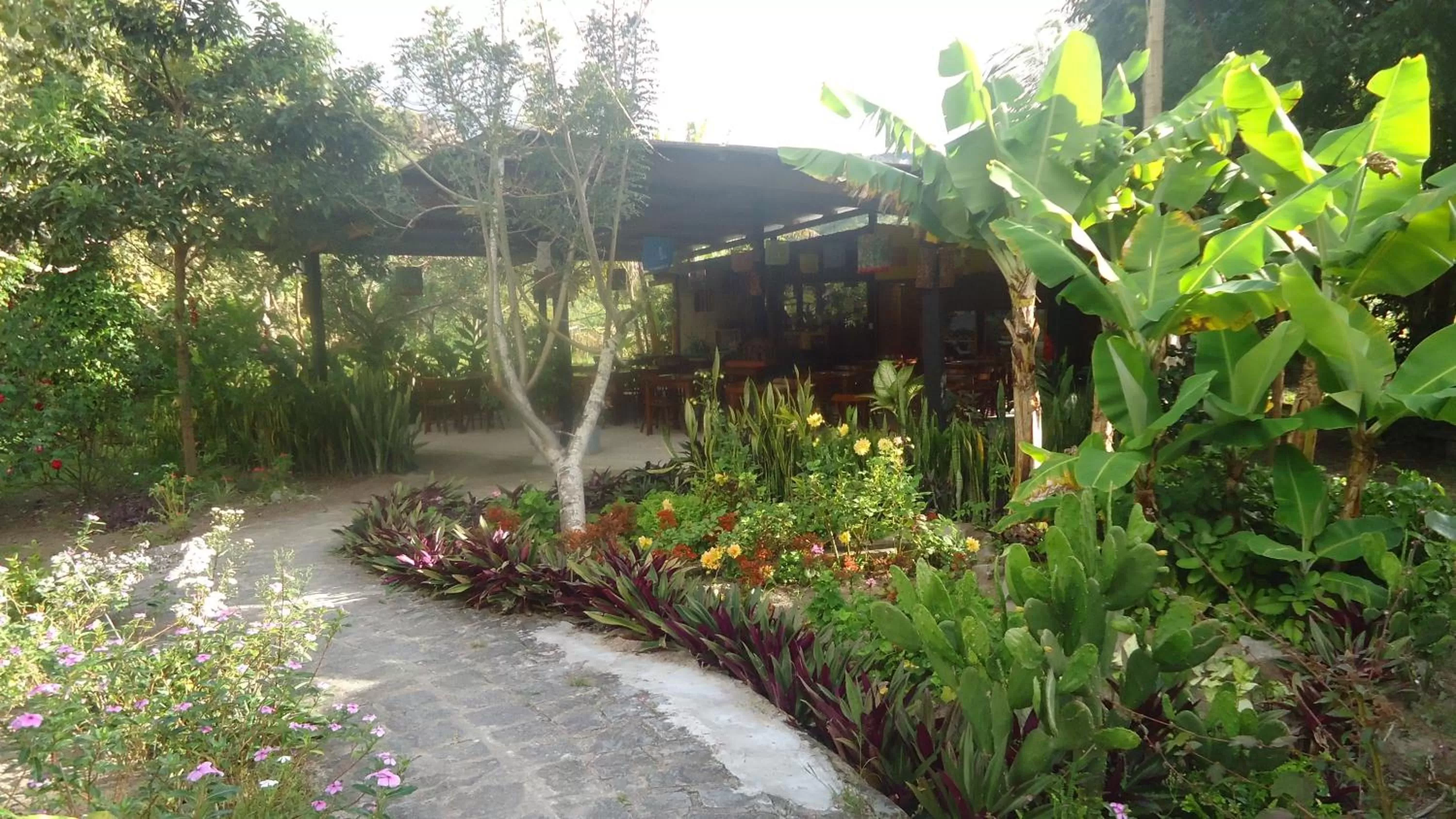 Restaurant/places to eat in Pousada Aba da Serra