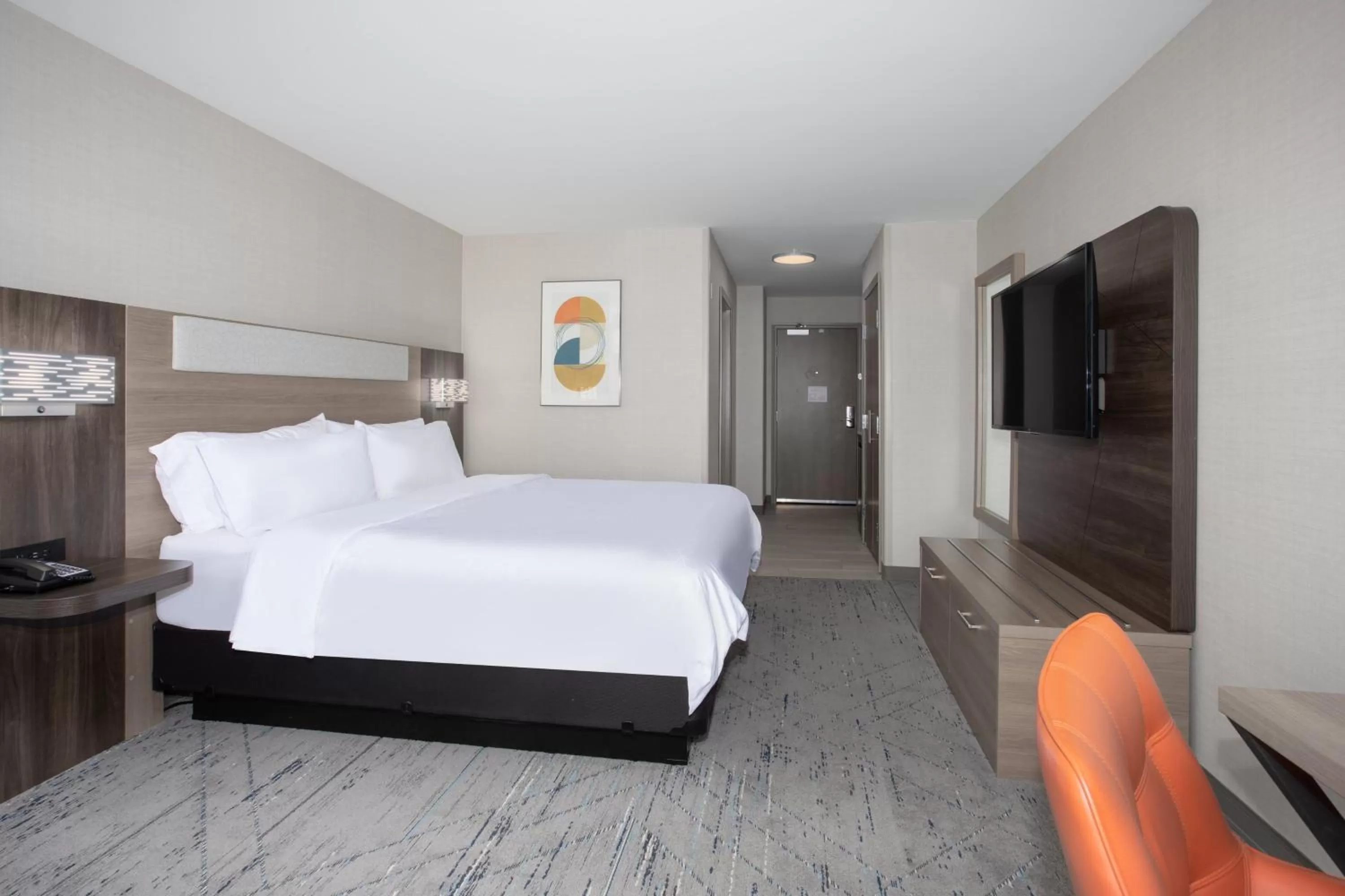Photo of the whole room, Bed in Holiday Inn Express and Suites Helena by IHG