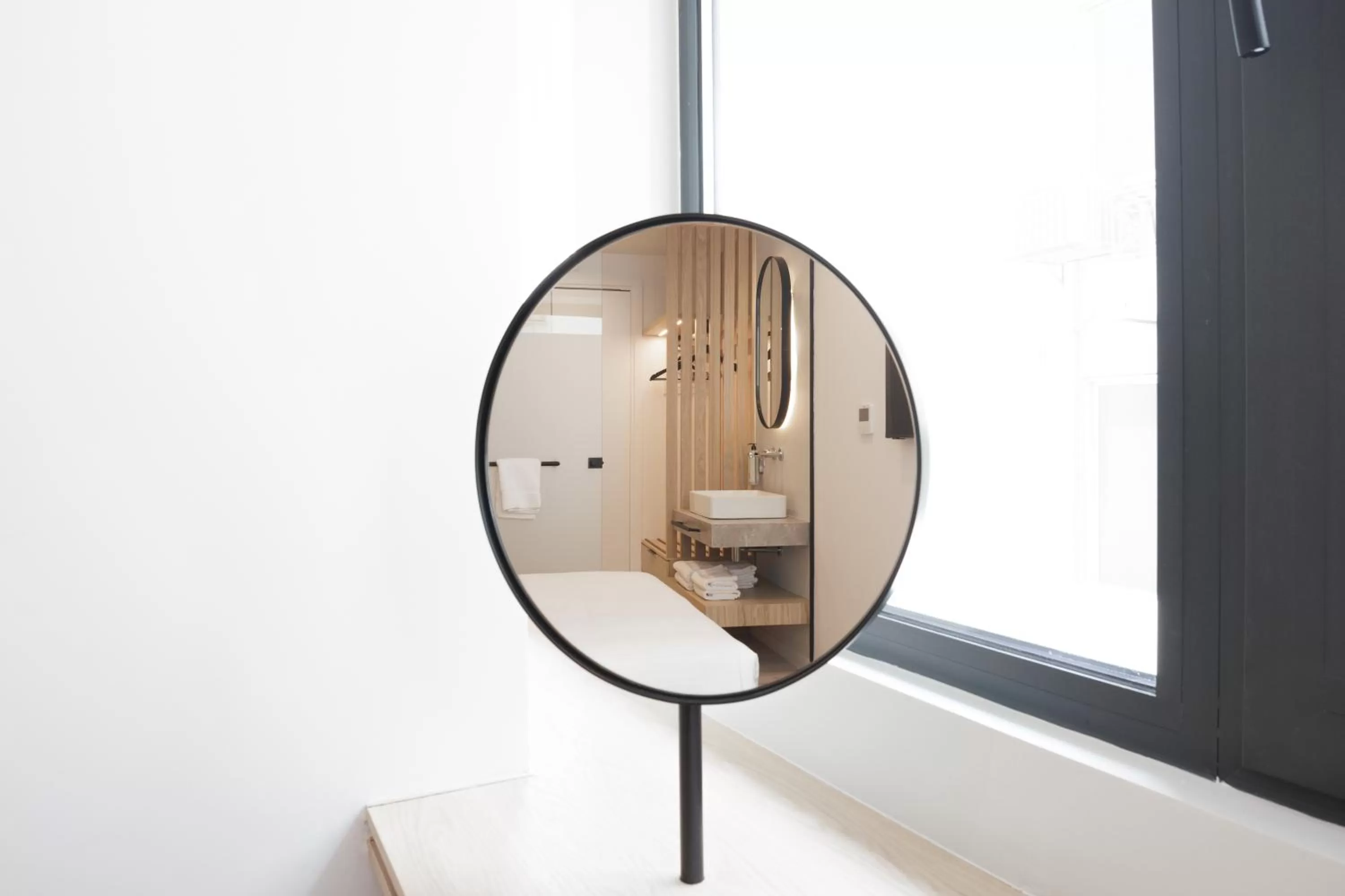 Decorative detail in LUX&EASY Signature Syngrou 234