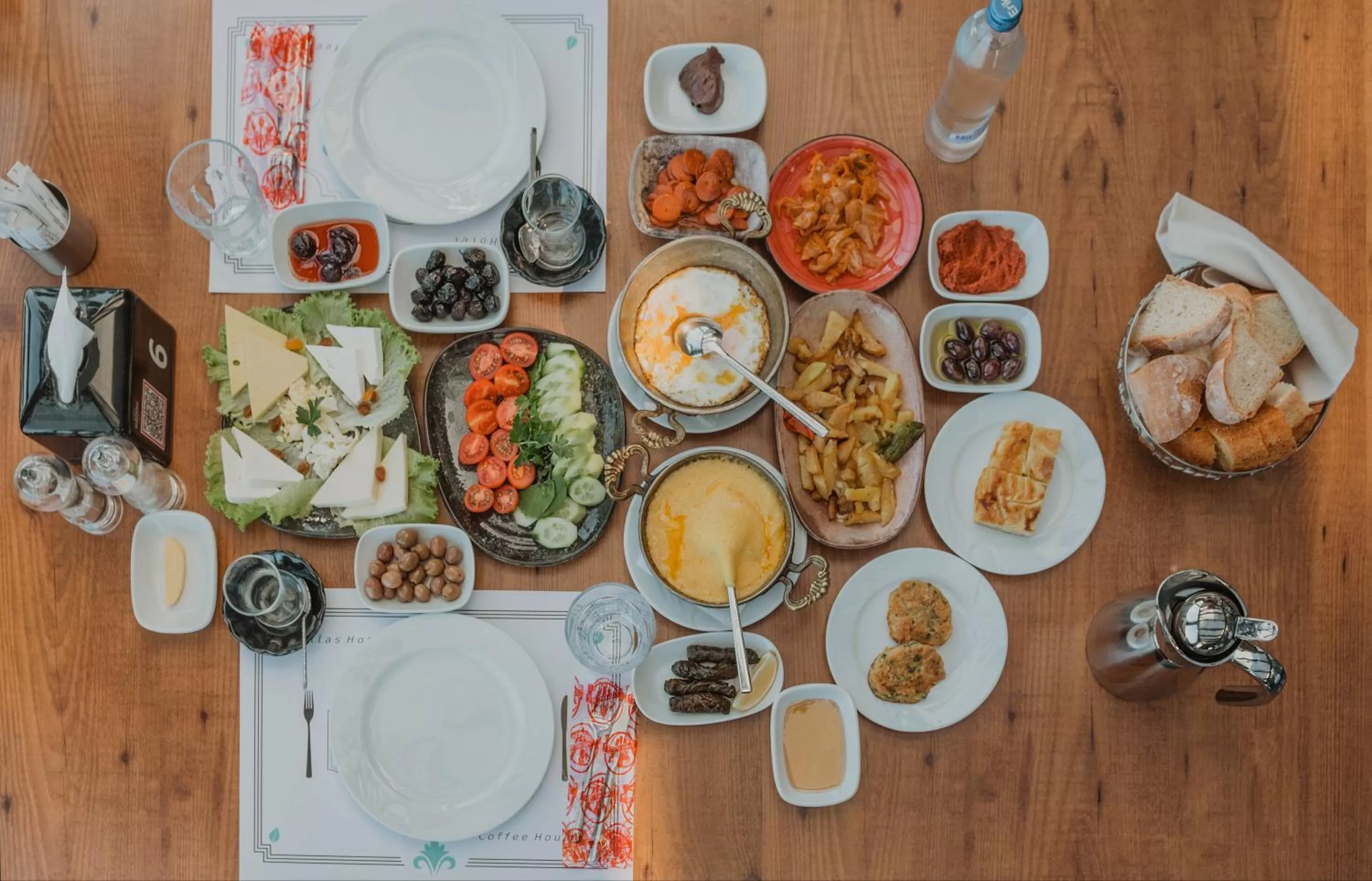 Breakfast in Peerless Villas Hotel