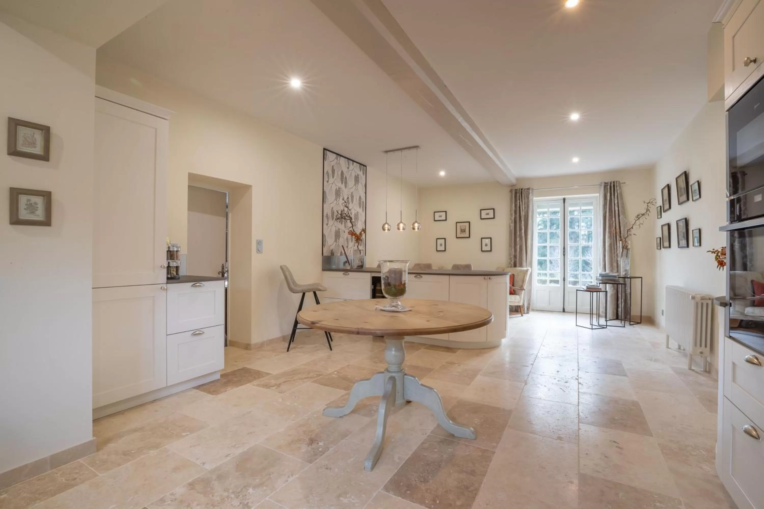 Kitchen or kitchenette in Domaine De L´Oiseau