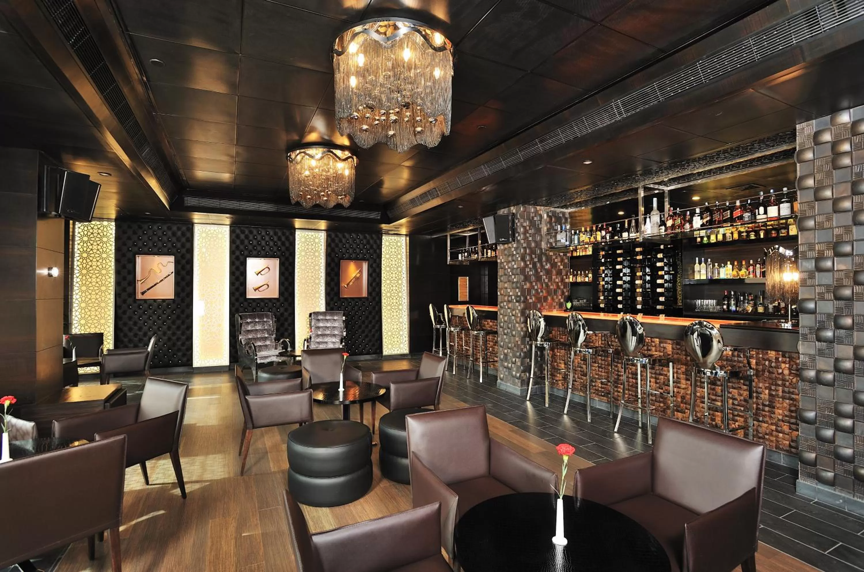 Lounge or bar in Marina- Shimla First Designer Boutique Hotel