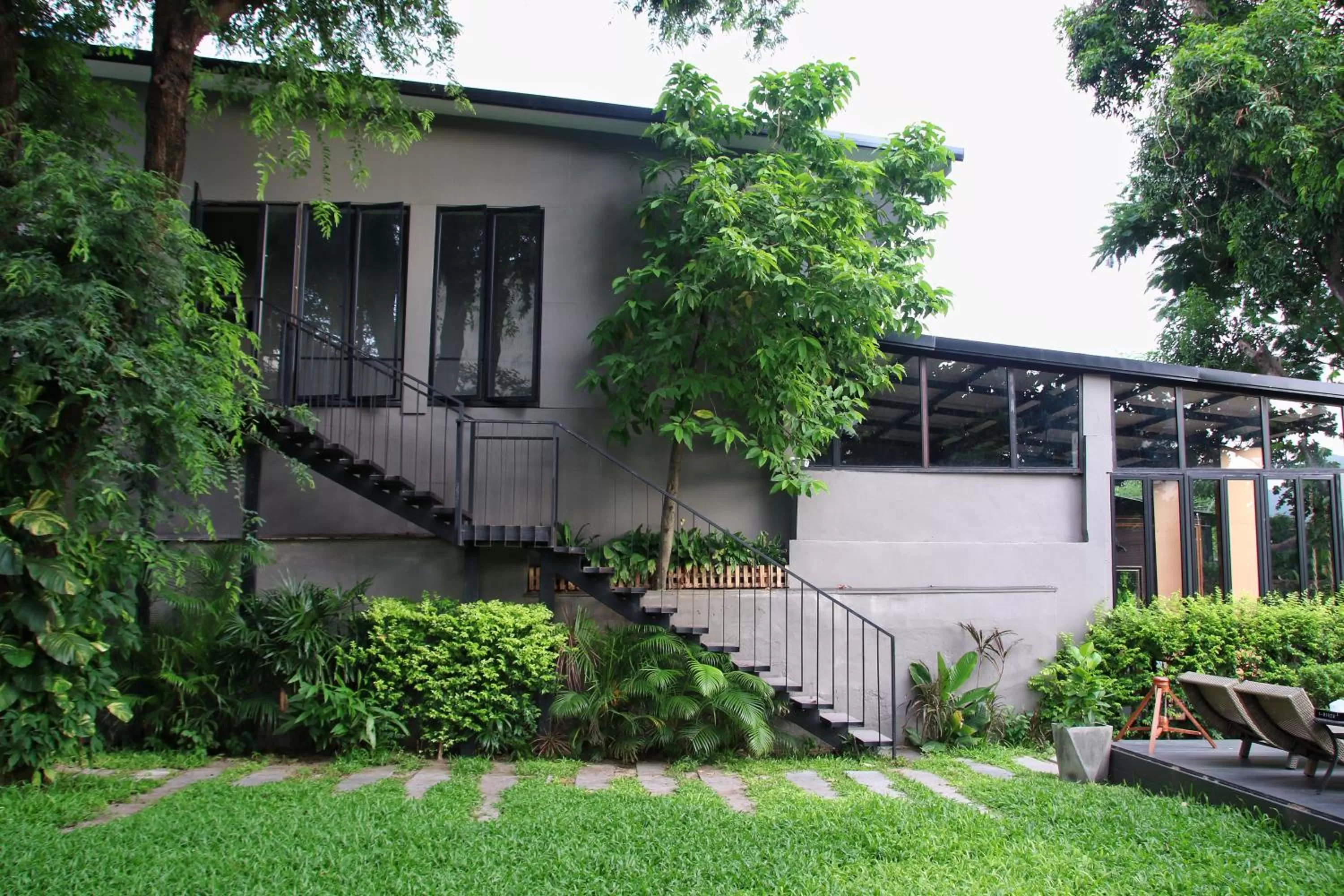 Garden in i-river chiangmai