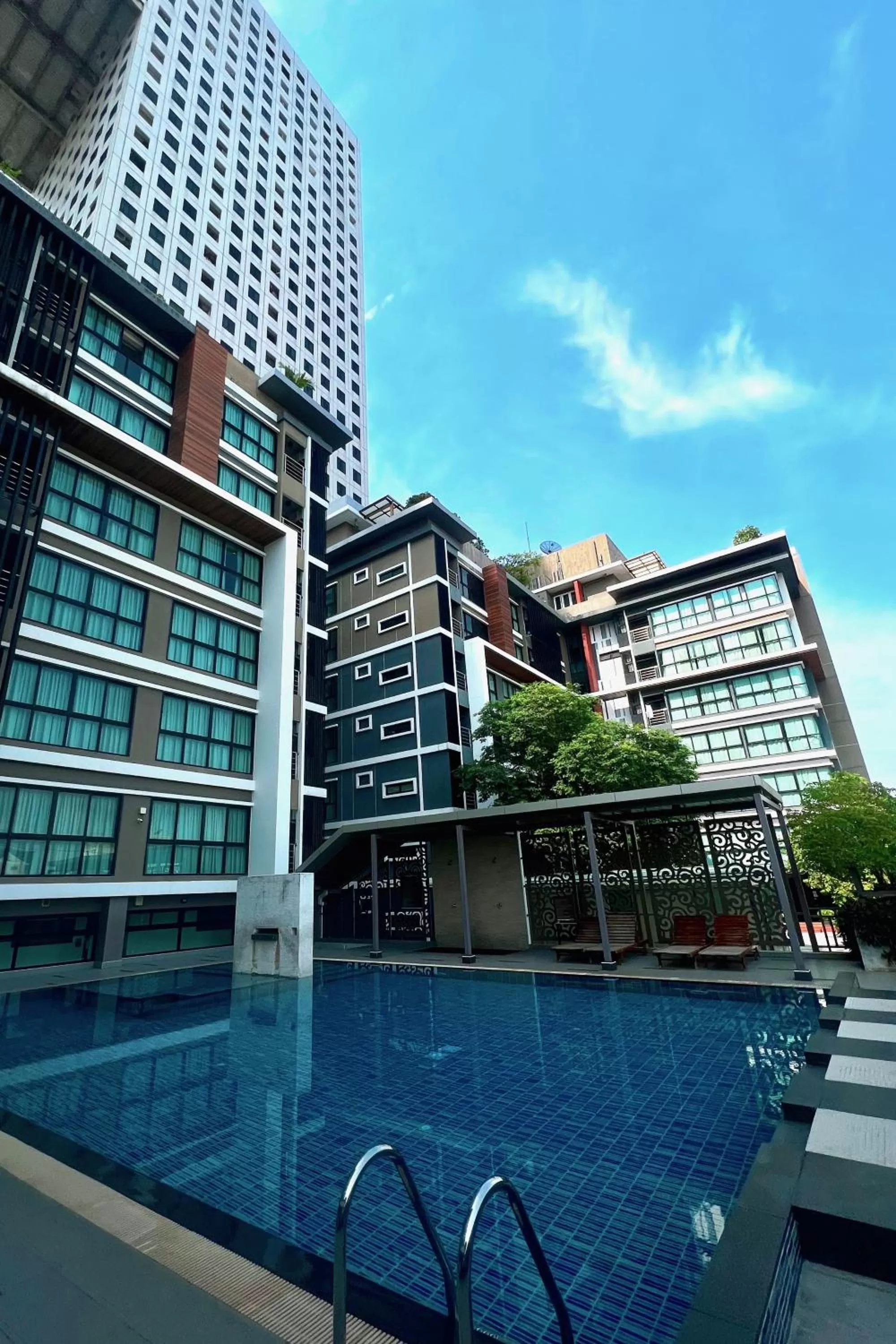 Property building, Swimming Pool in The Plimplace Hotel