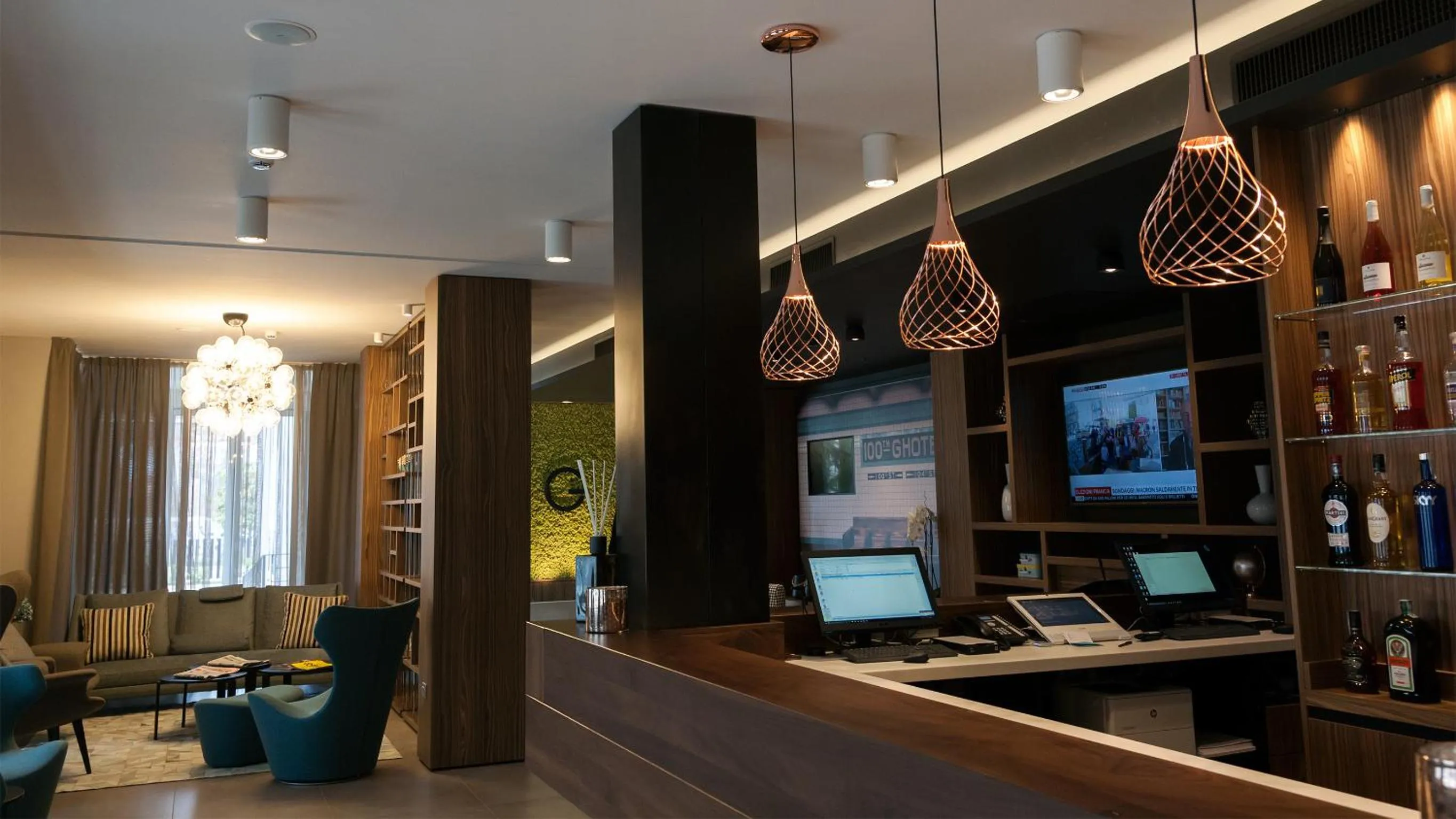 Lobby or reception in G Hotel Pescara