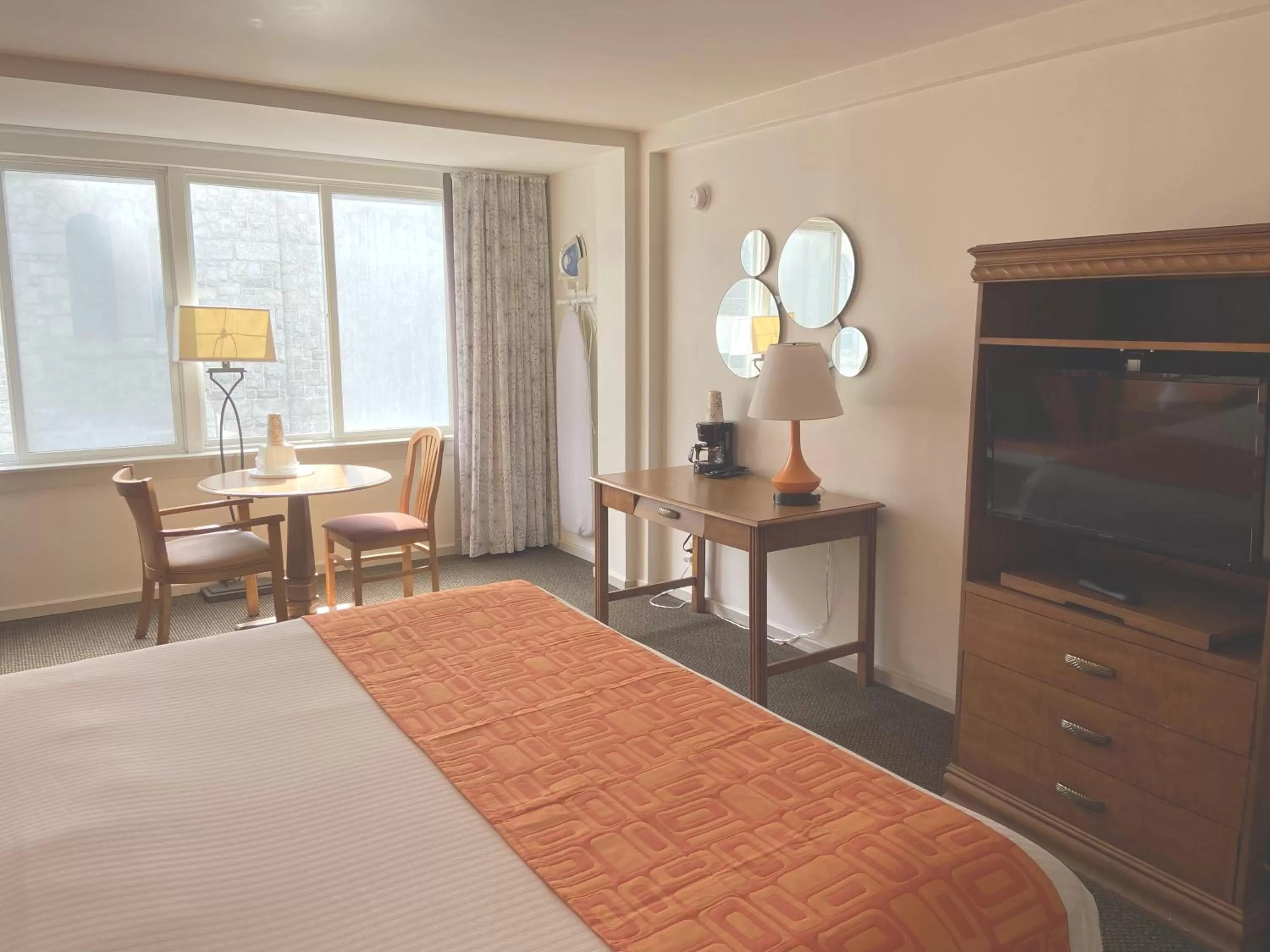 Bed in Howard Johnson by Wyndham Atlantic City