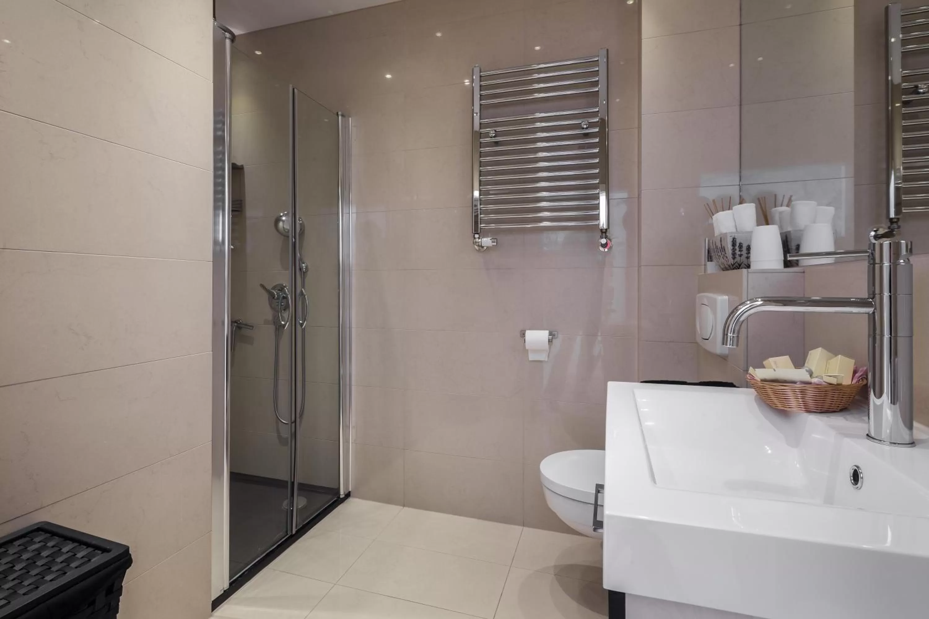 Shower in GL Suites
