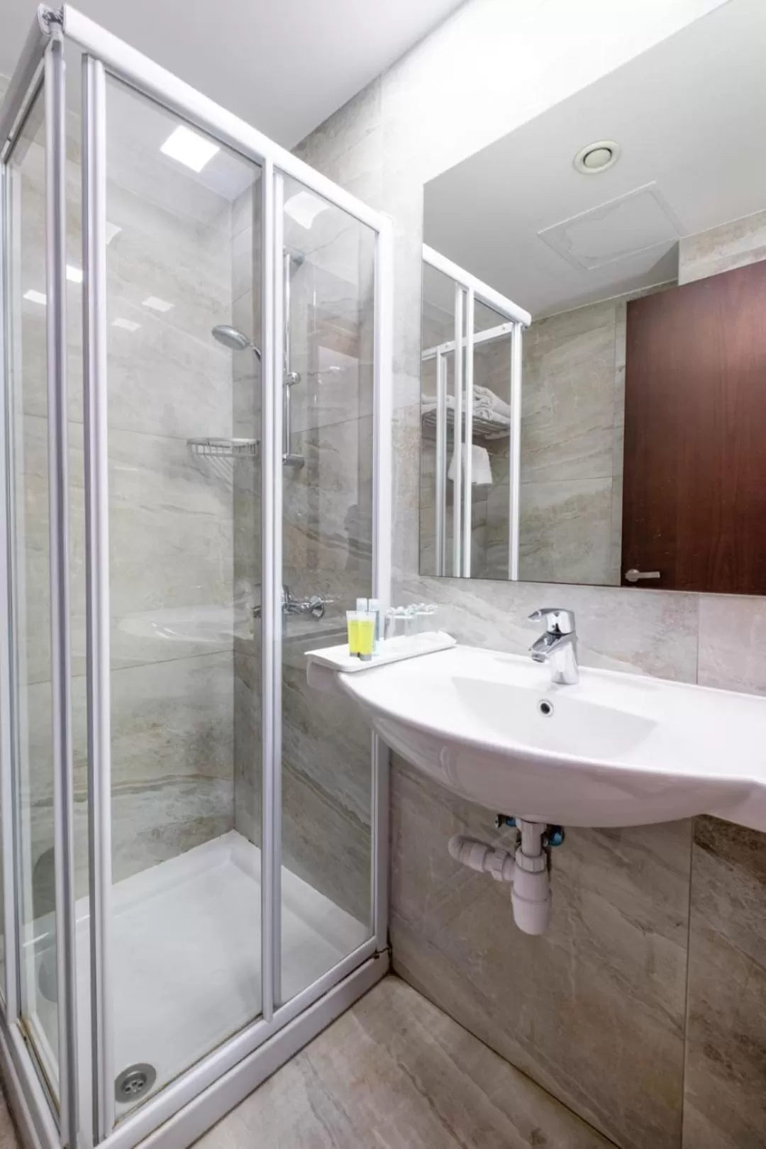 Livadhiotis City Hotel