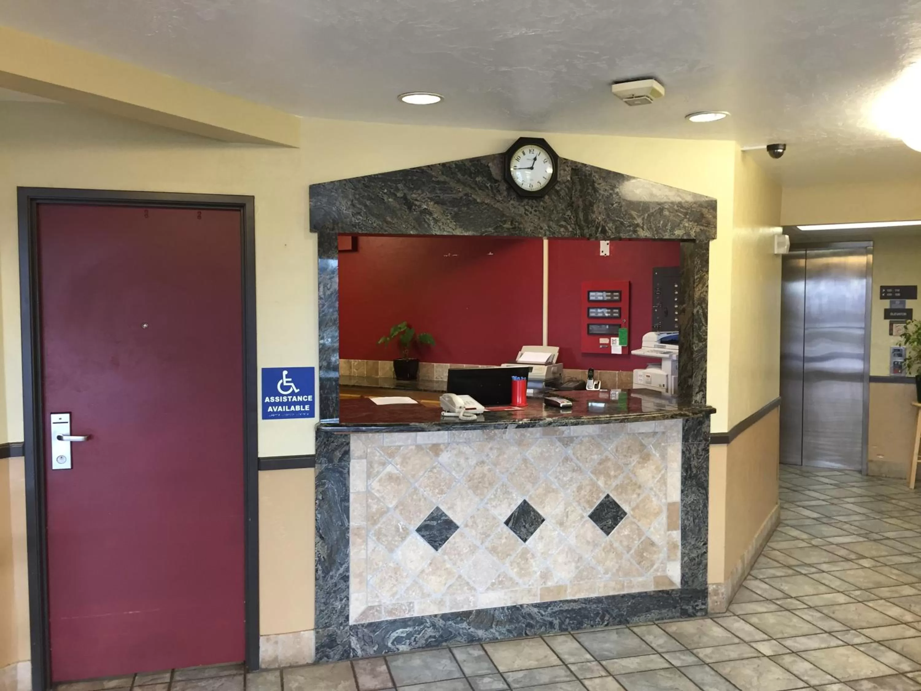 Lobby or reception in Motel 6-Wilsonville, OR - Portland