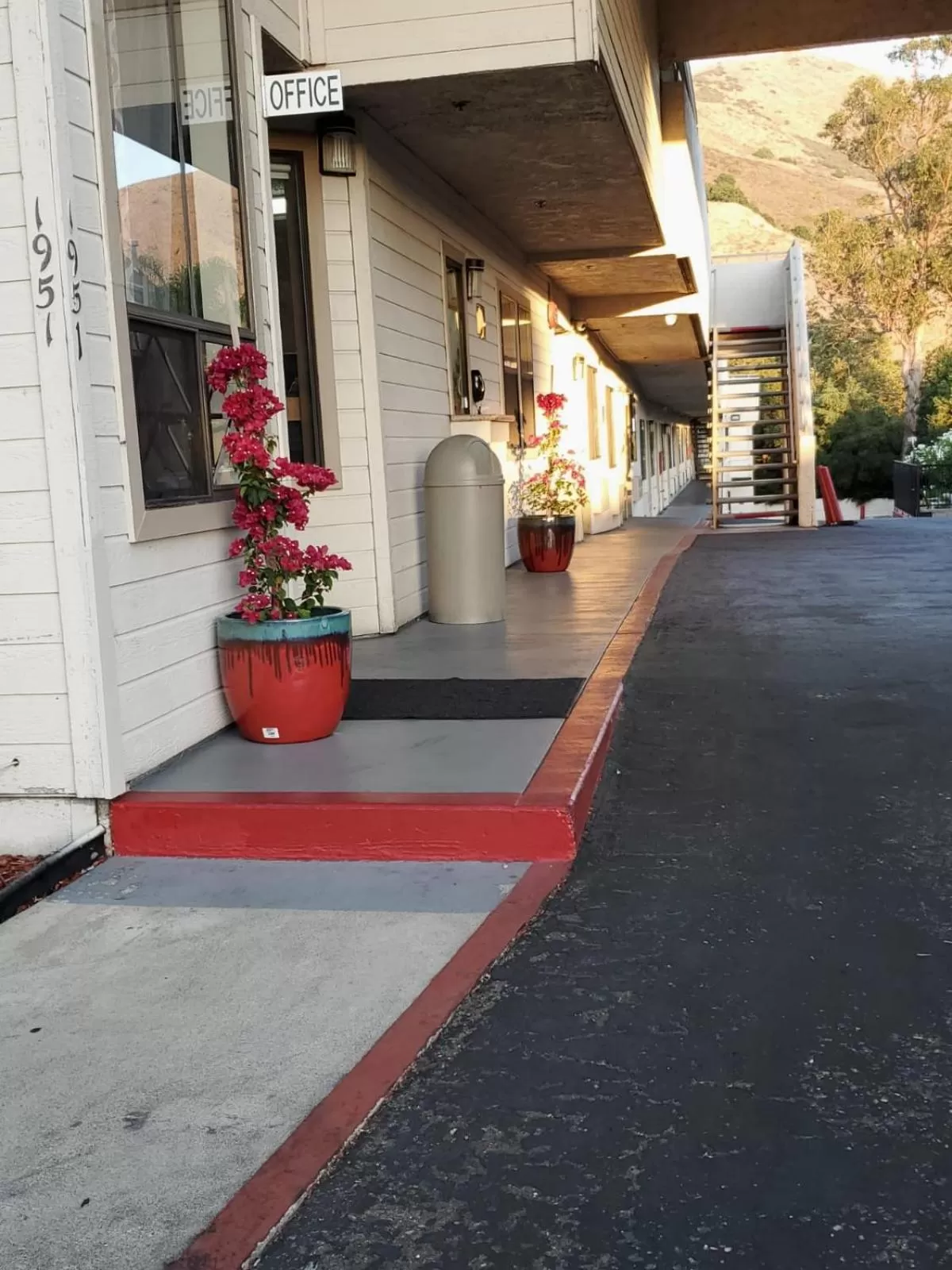 Facade/entrance in Mission Inn San Luis Obispo