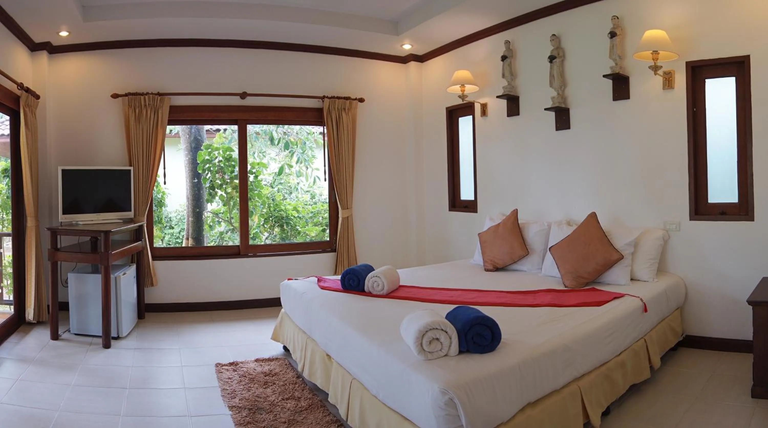 Bedroom, Bed in Am Samui Resort Taling Ngam