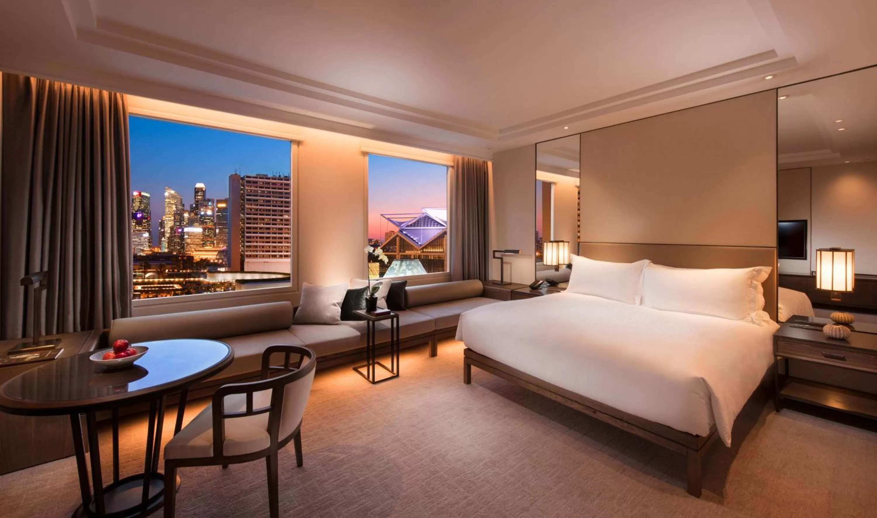 Living room, Bed in Conrad Centennial Singapore