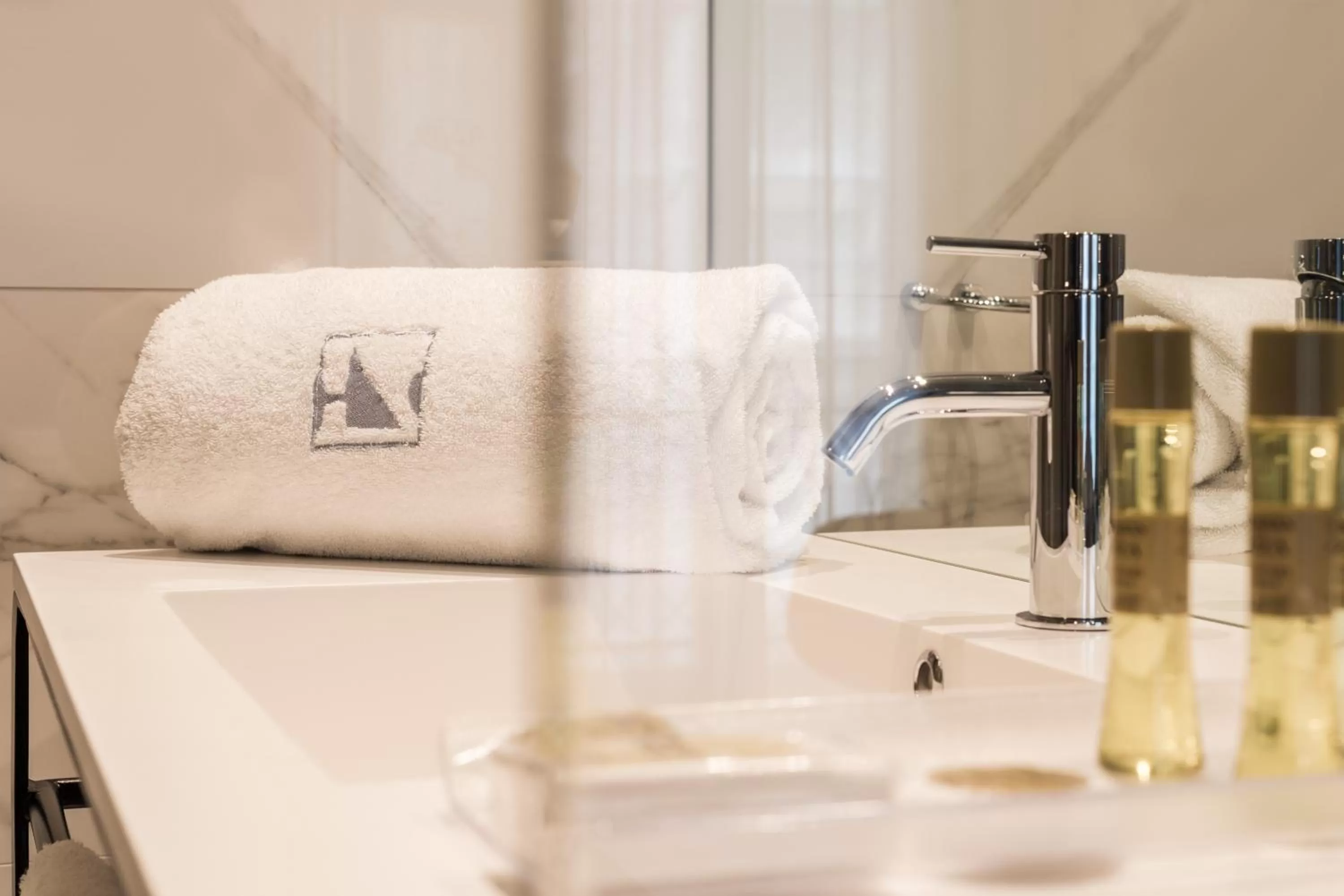 Bathroom in Eurostars Lisboa Parque