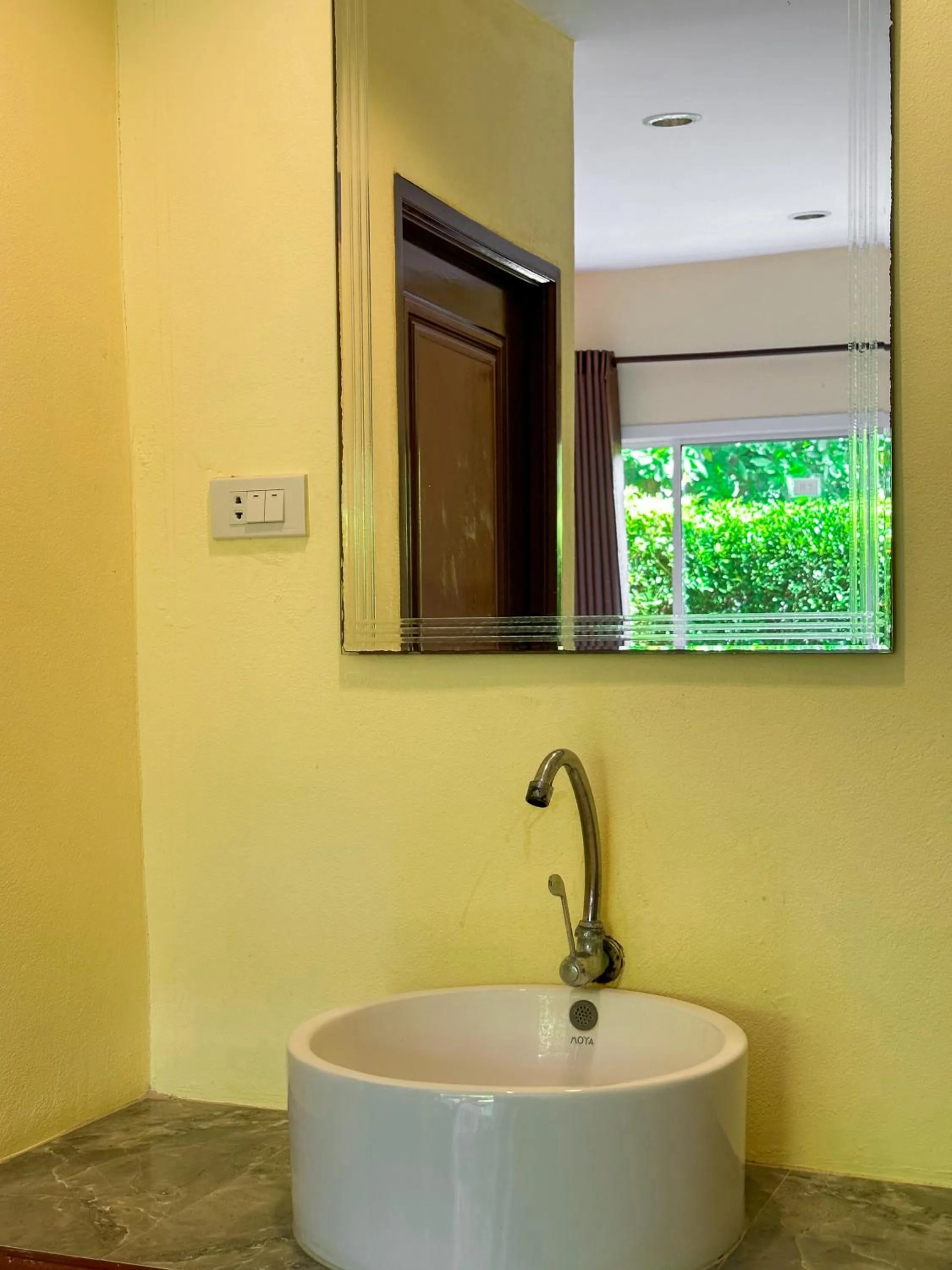 Bathroom in Lanta A&J Klong khong Beach