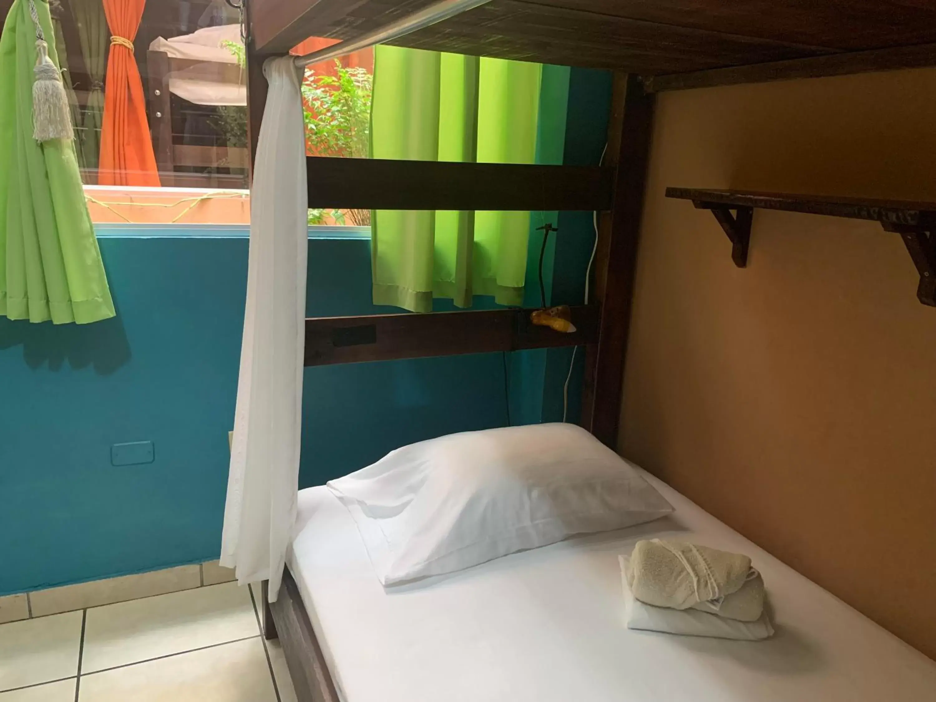 Quadruple Room with Private External Bathroom in Boutique Hotel Casa de Lis, Turrialba Quadruple Room with Private External Bathroom in Boutique Hotel Casa de Lis, Turrialba