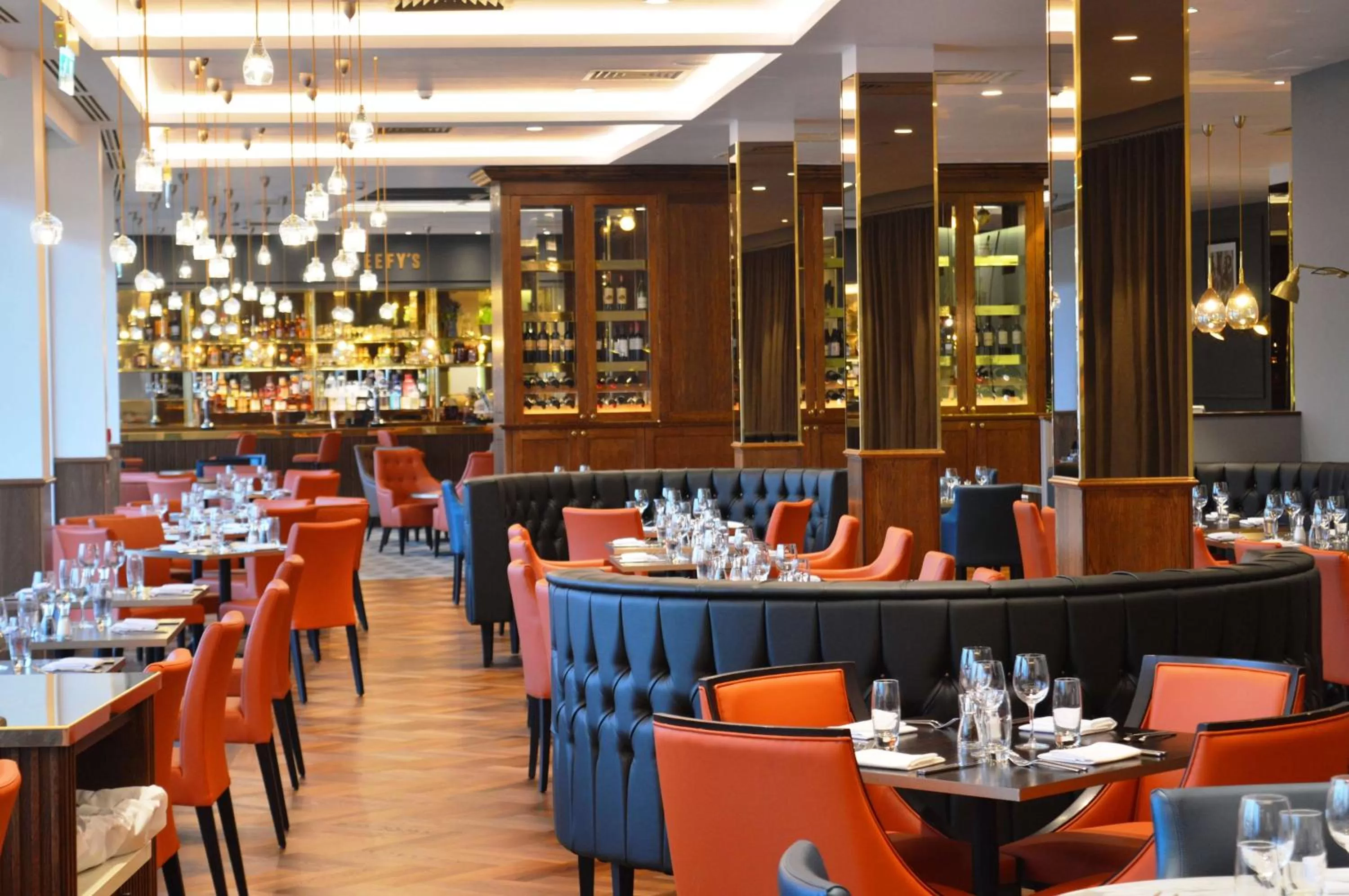 Restaurant/places to eat in Hilton Southampton - Utilita Bowl