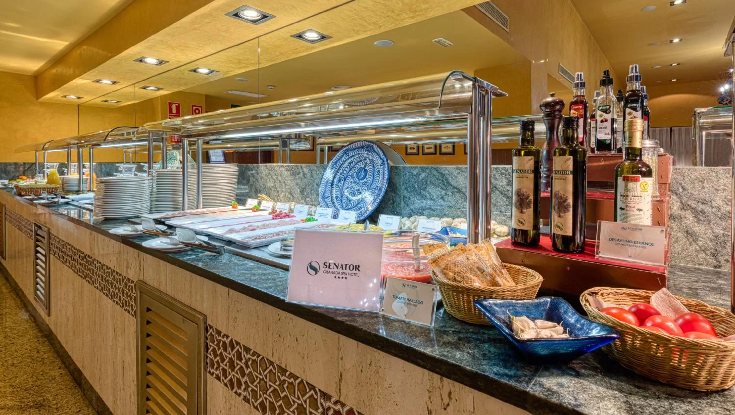 Food and drinks in Senator Granada