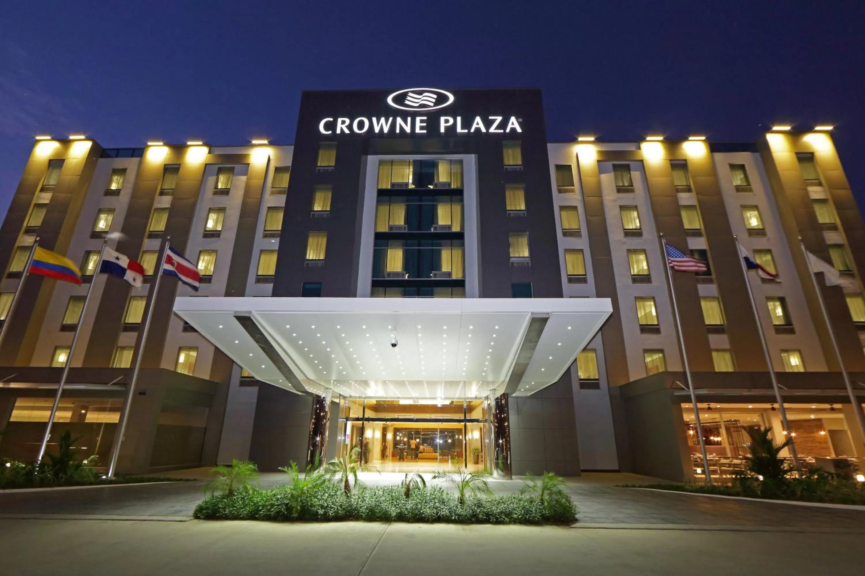 Property building in Crowne Plaza Airport by IHG