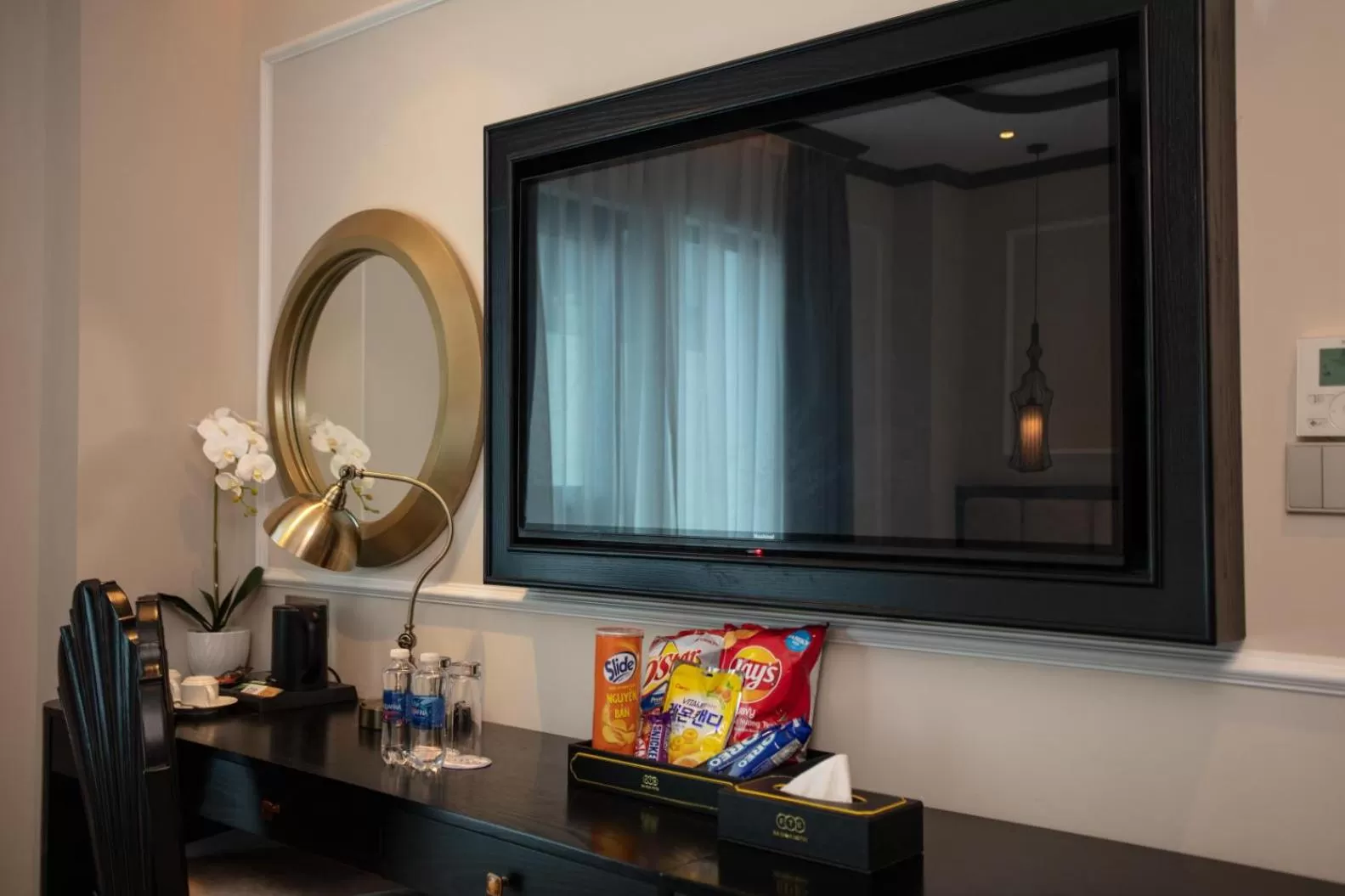 Living room in FTE Ba Dinh Hotel