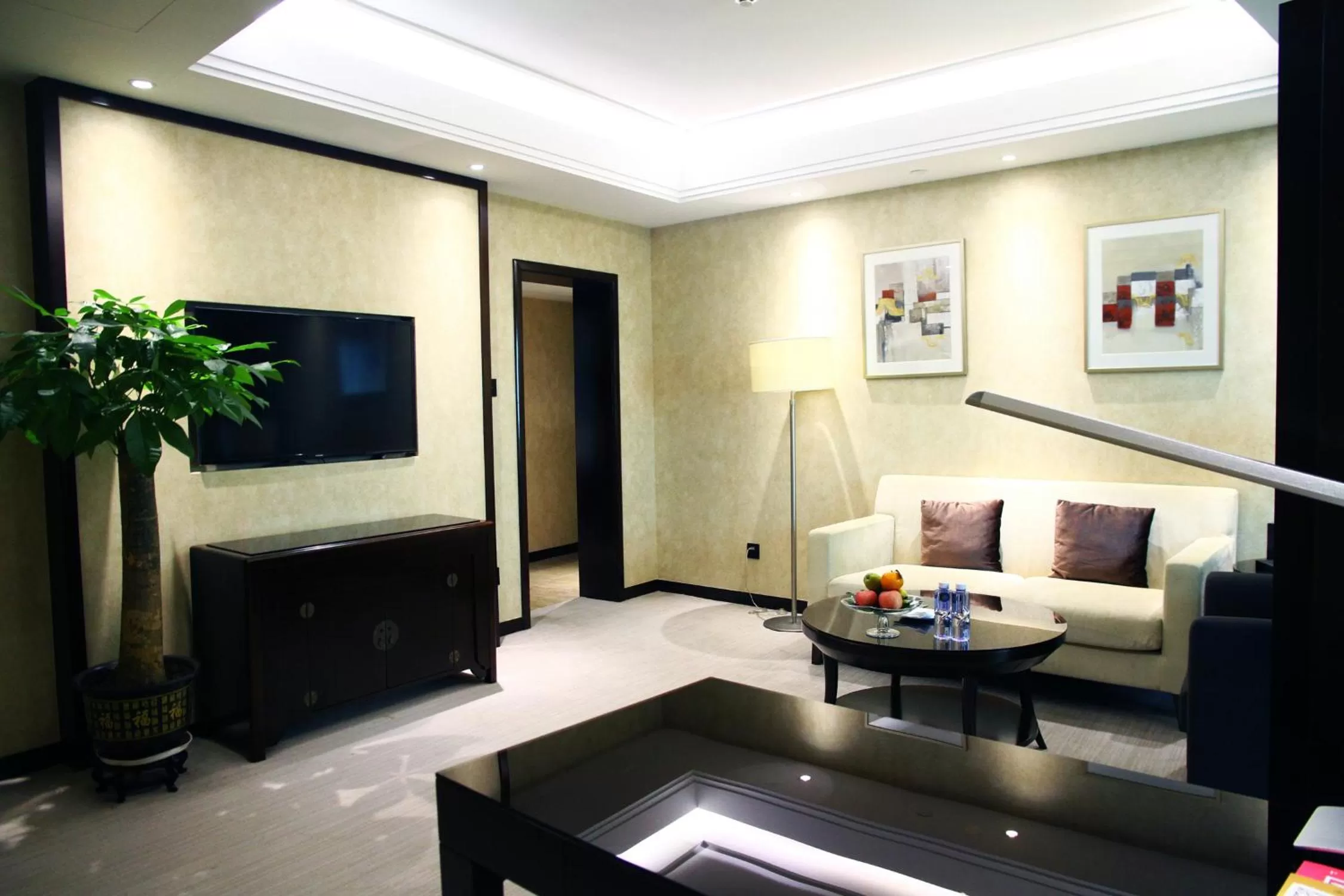 Living room in The Pavilion Hotel Shenzhen (Huaqiang NorthBusiness Zone)