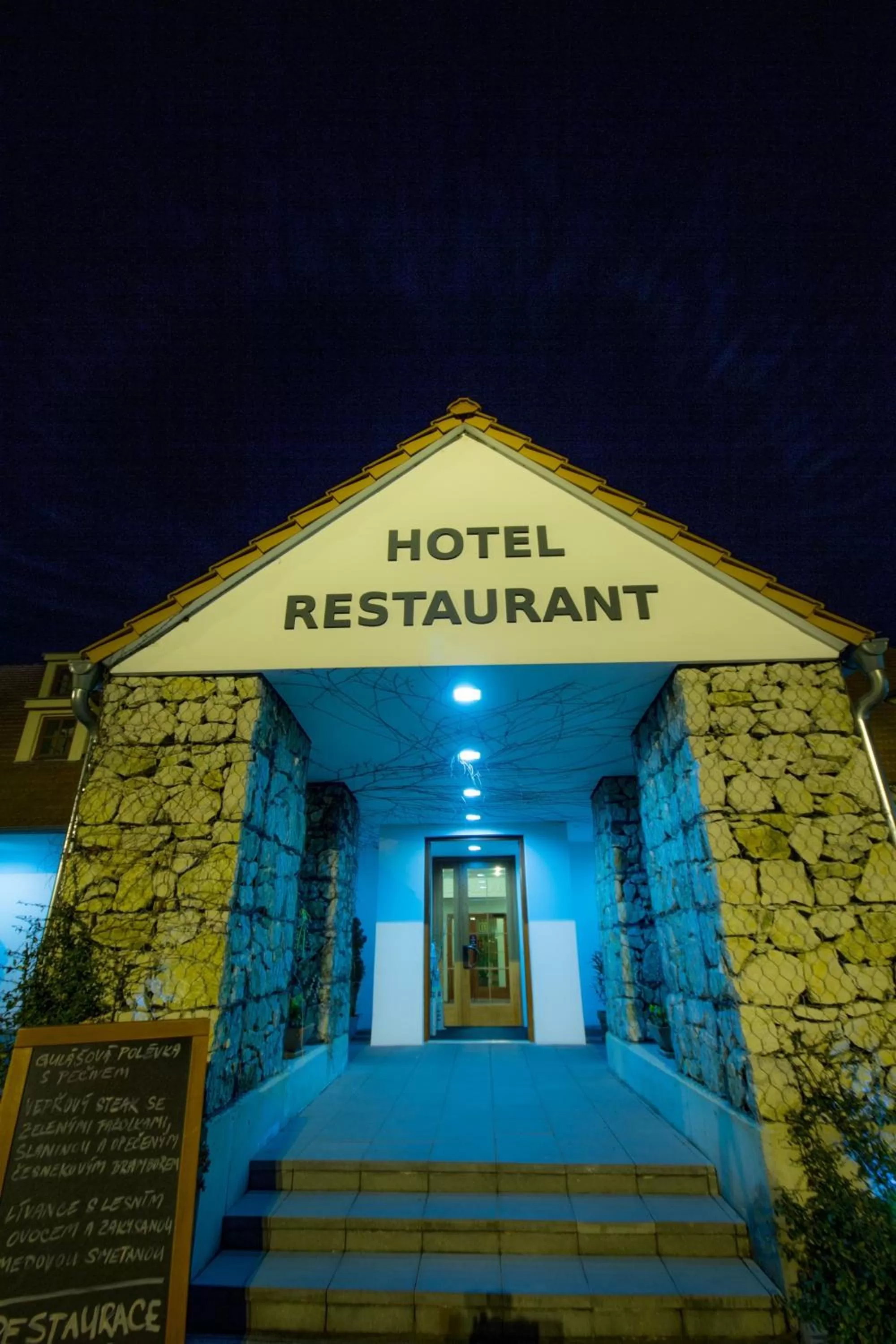 Facade/entrance in Hotel Maroli Mikulov