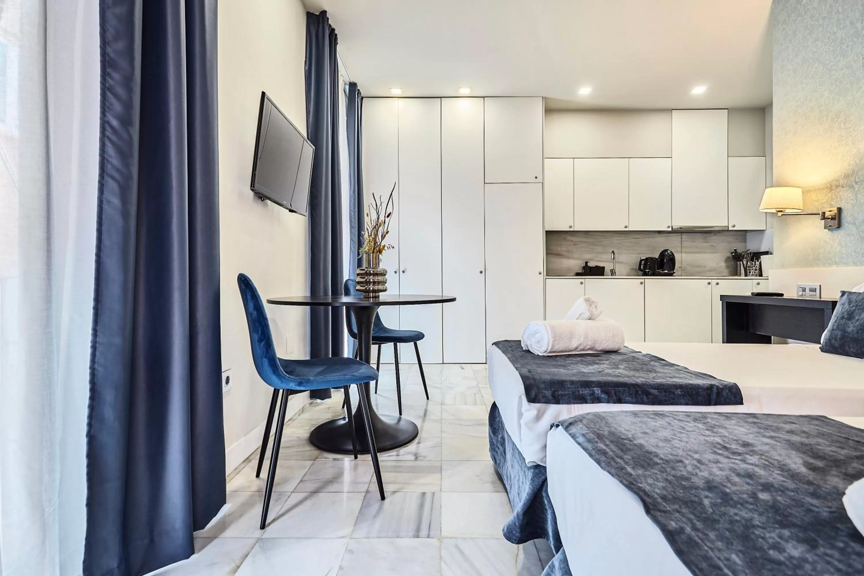 Hello Alicante Apartamentos