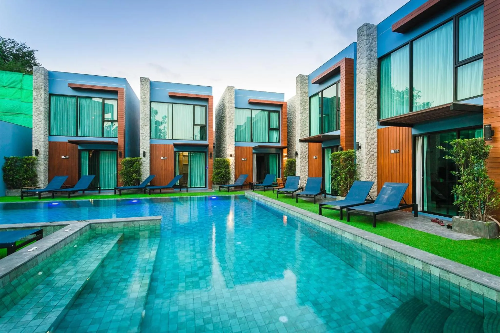 Swimming pool in Peace Blue Naiharn Naturist Resort Phuket SHA Extra Plus