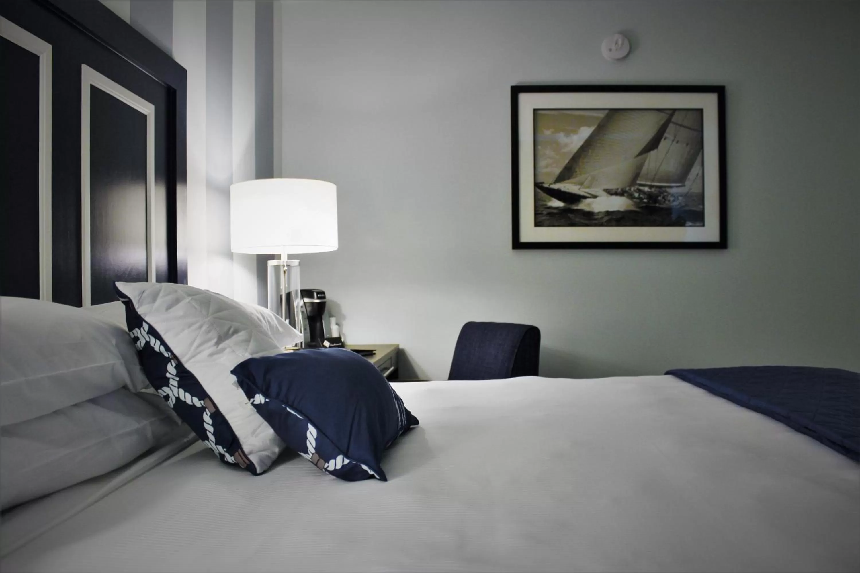 Bedroom, Bed in Marker 8 Hotel and Marina