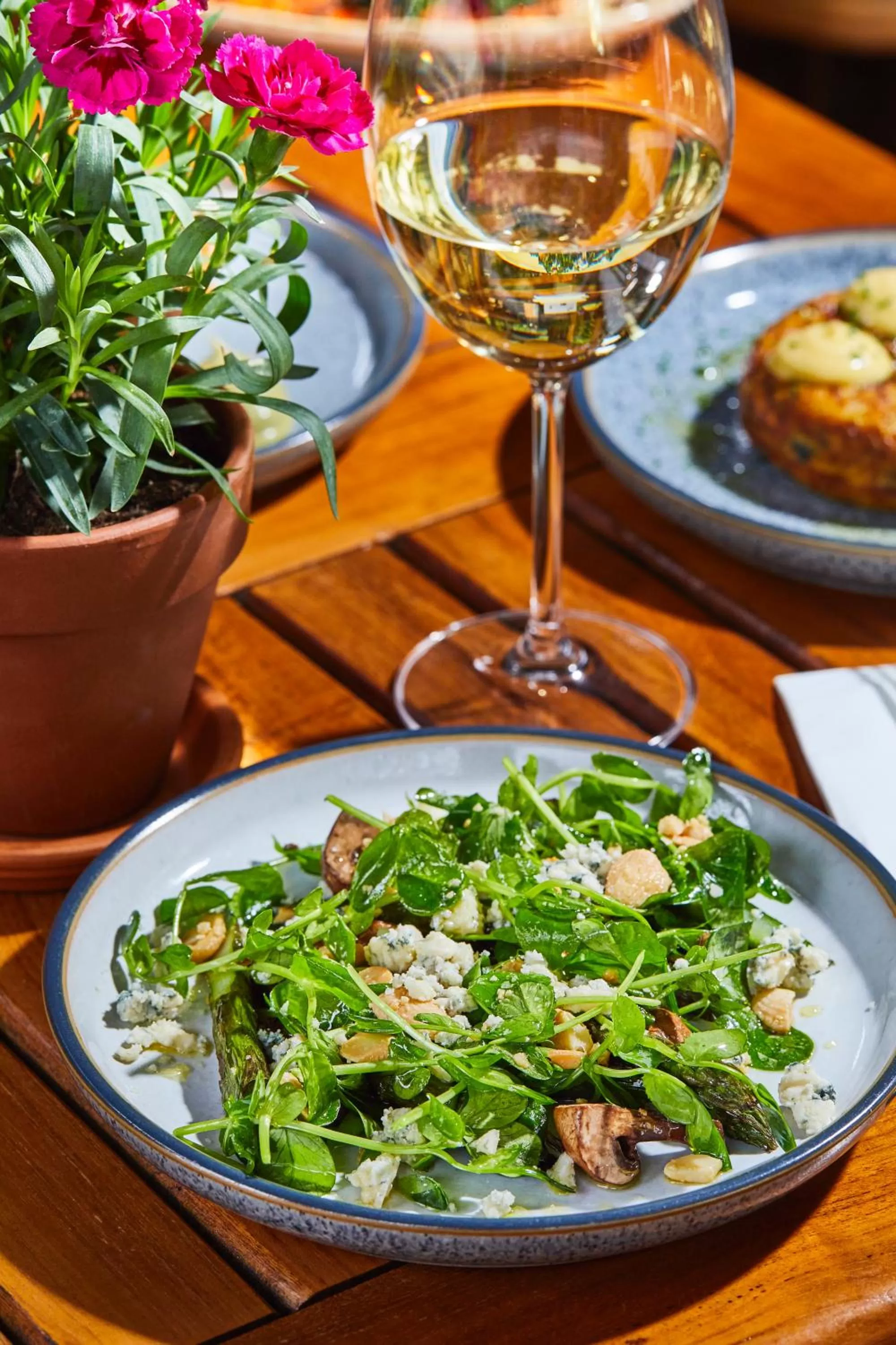 Restaurant/places to eat in José Pizarro The Swan Inn