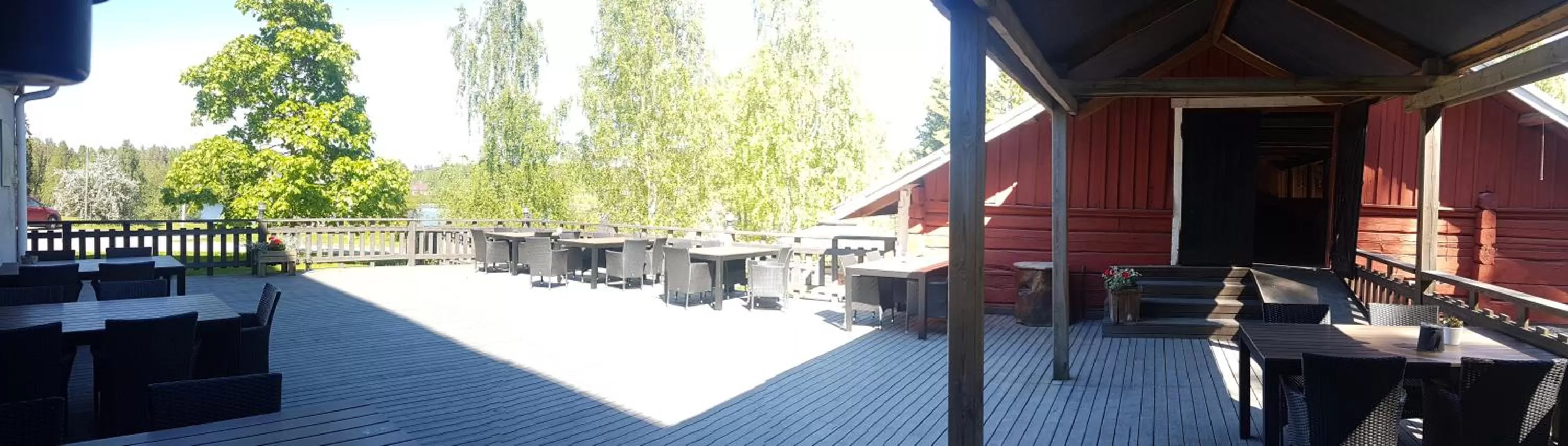 Patio, Restaurant/Places to Eat in Varjola Holiday Center