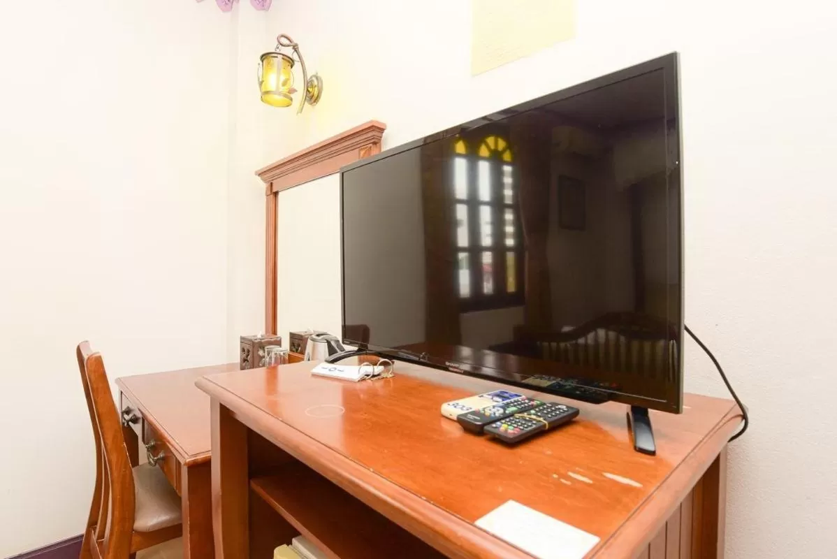 Communal lounge/ TV room in Ban Ao Thong