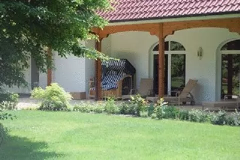 Garden in Hotel Aselager Mühle