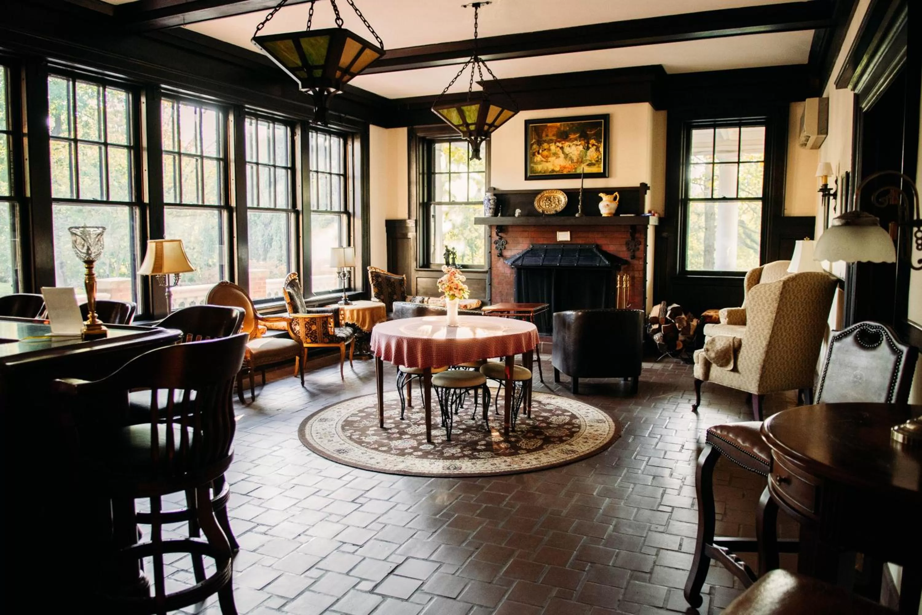 Lounge or bar in Mercersburg Inn