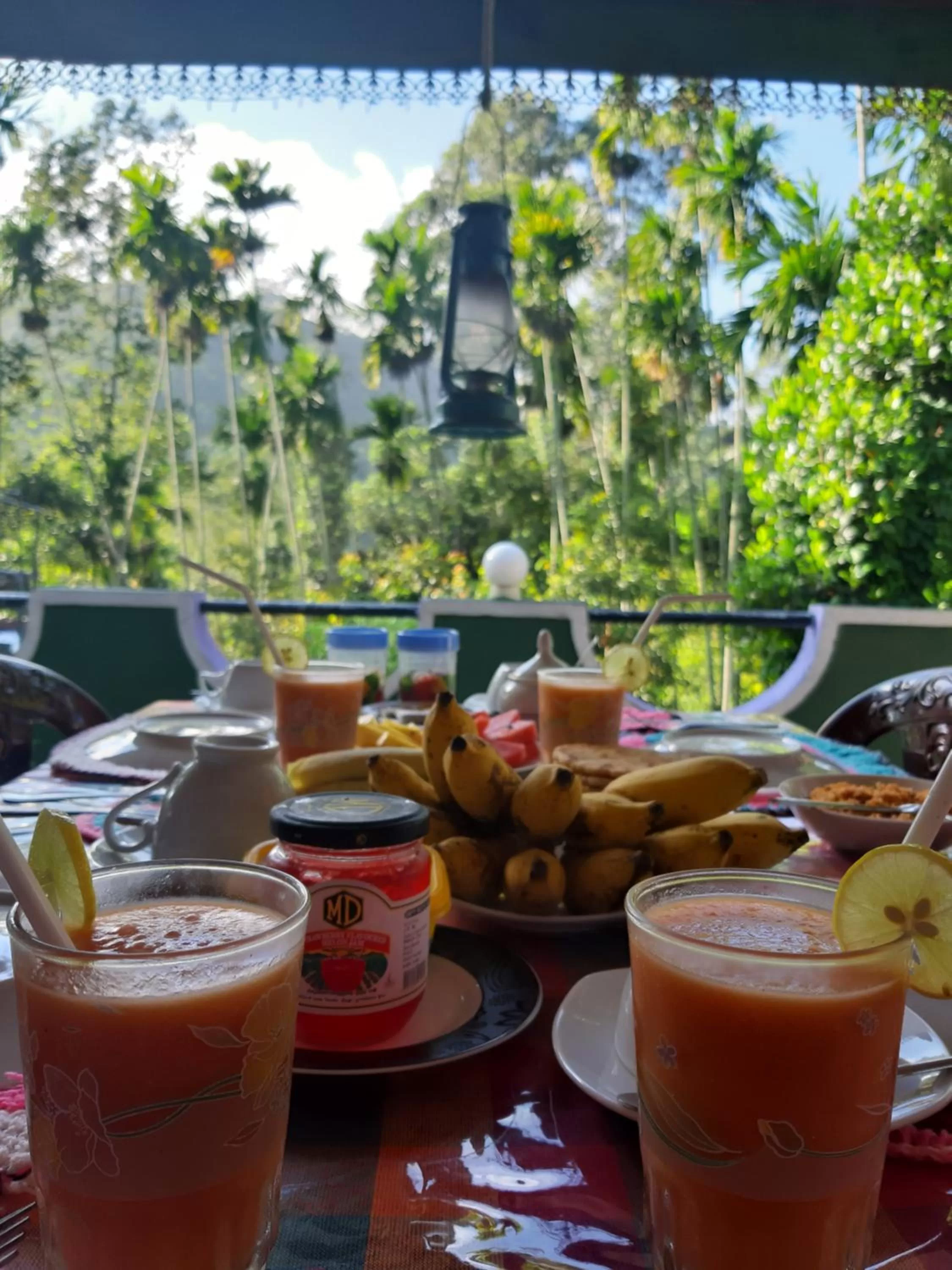 Food and drinks in Cozy Homestay Waterfall Road Ella