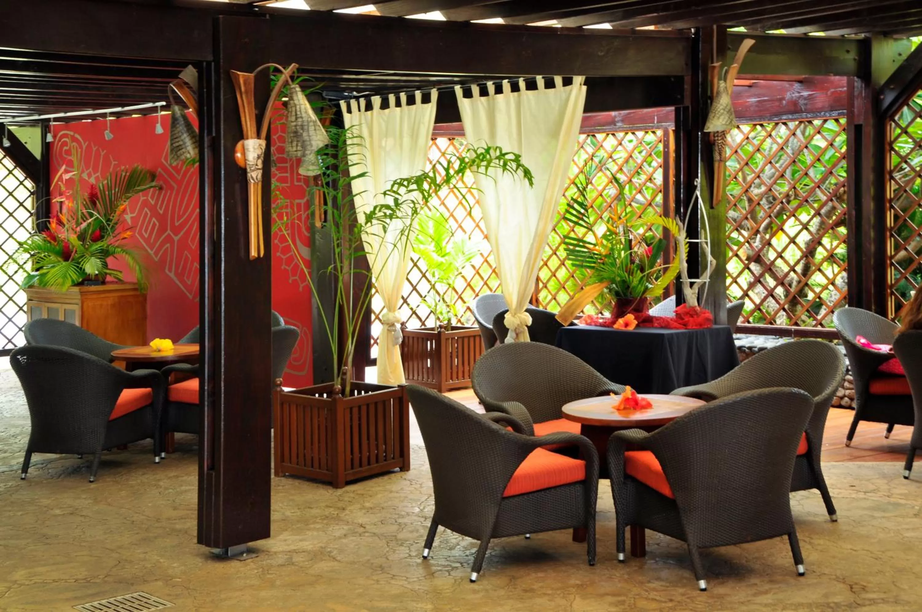 Restaurant/places to eat in InterContinental Tahiti Resort & Spa by IHG