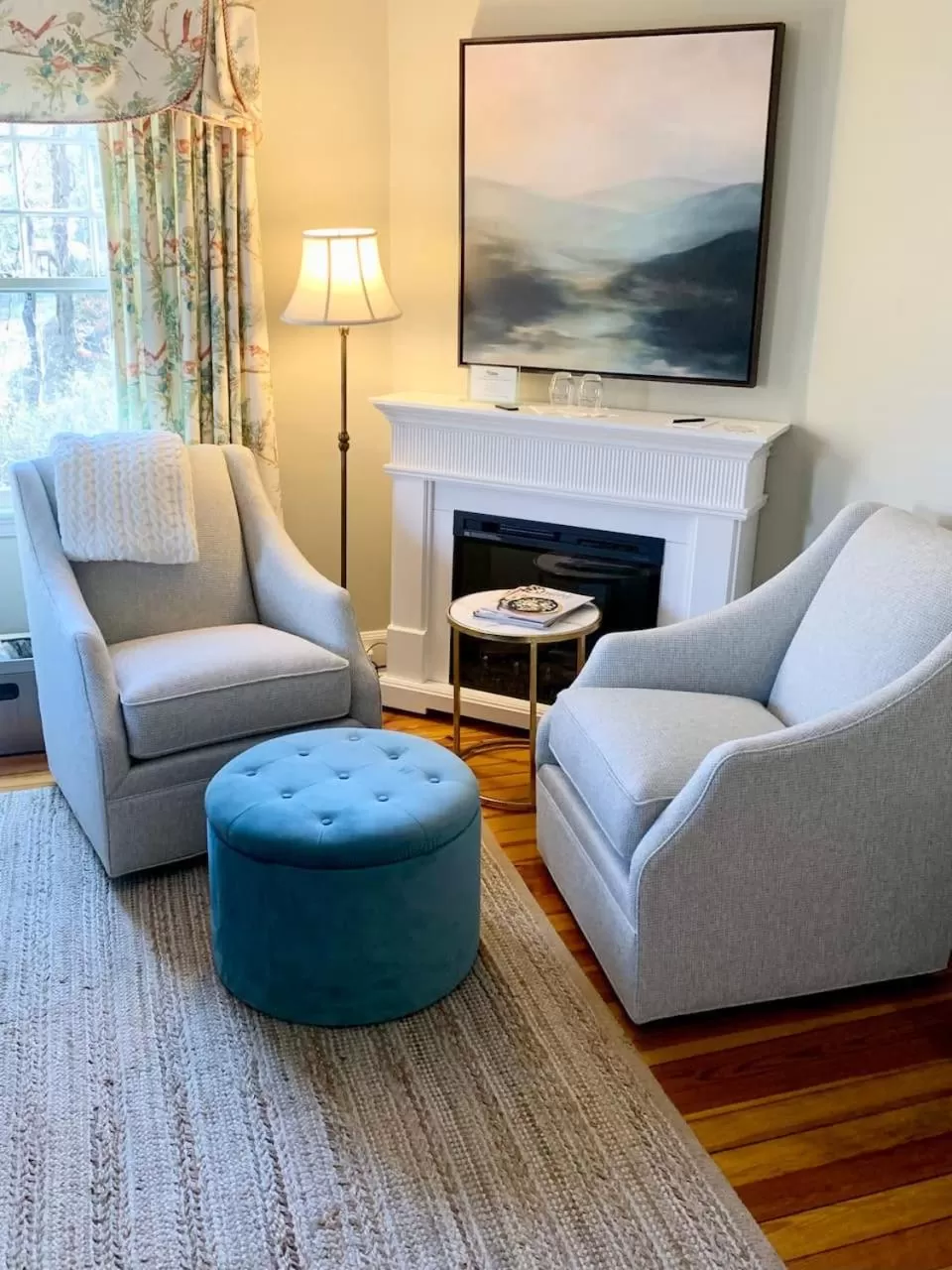 Seating area in Pinecrest Bed & Breakfast