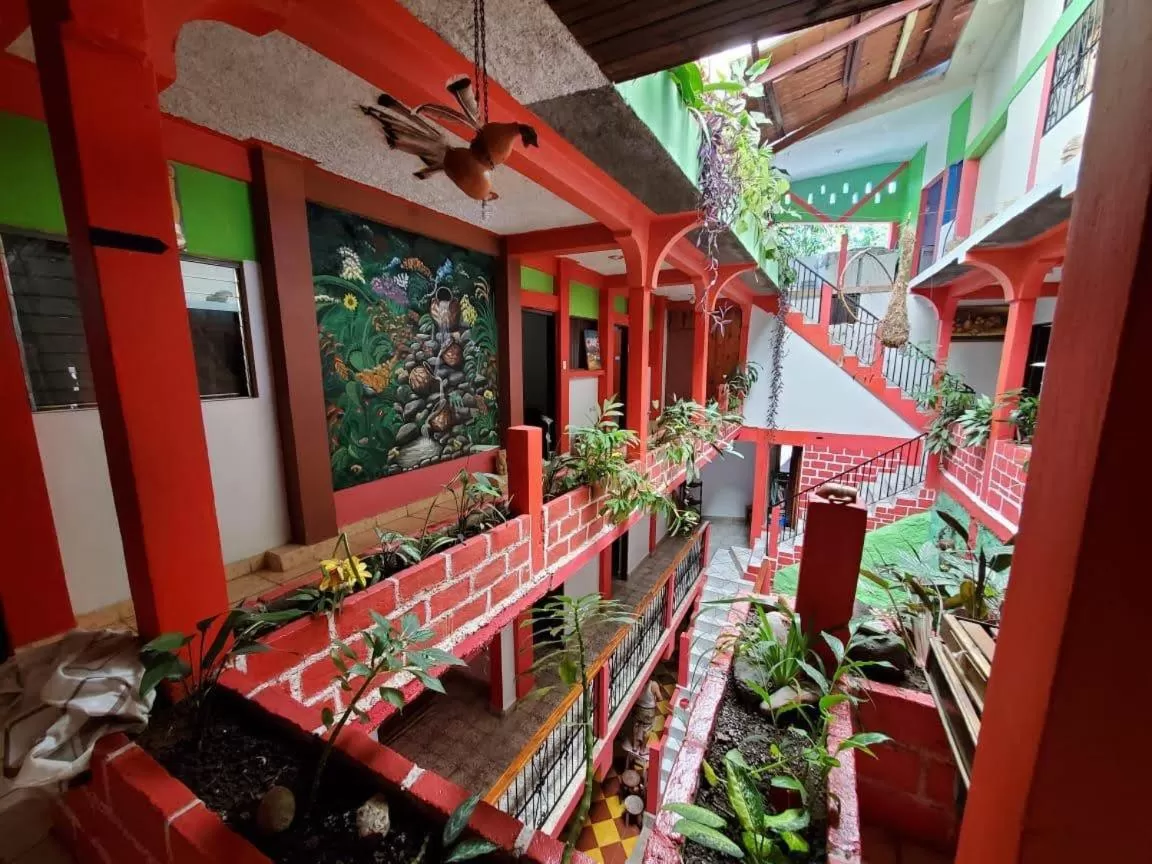 Hotel & Hostal Yaxkin Copan