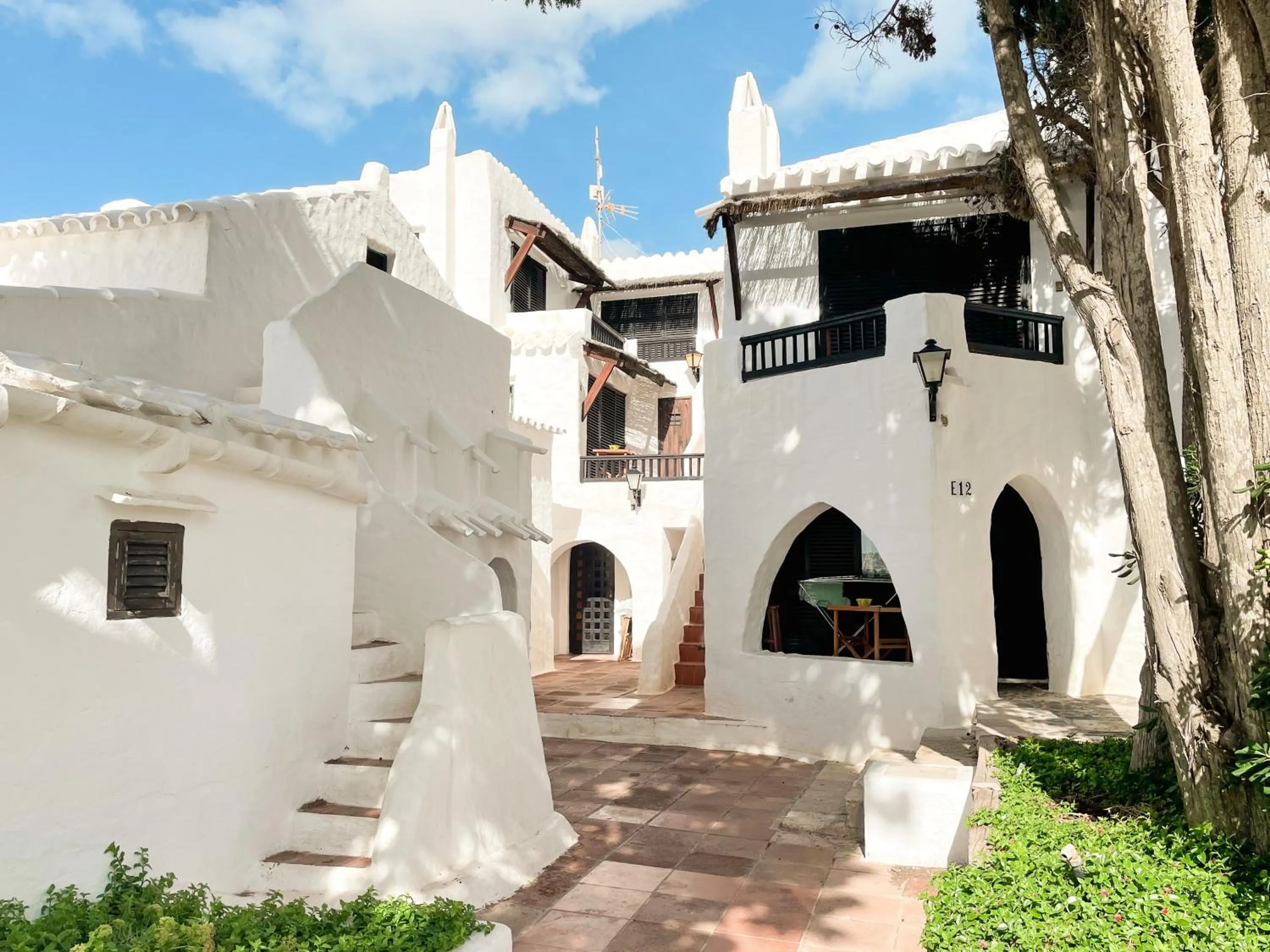 Property building in Binivell Park - 30º apartments