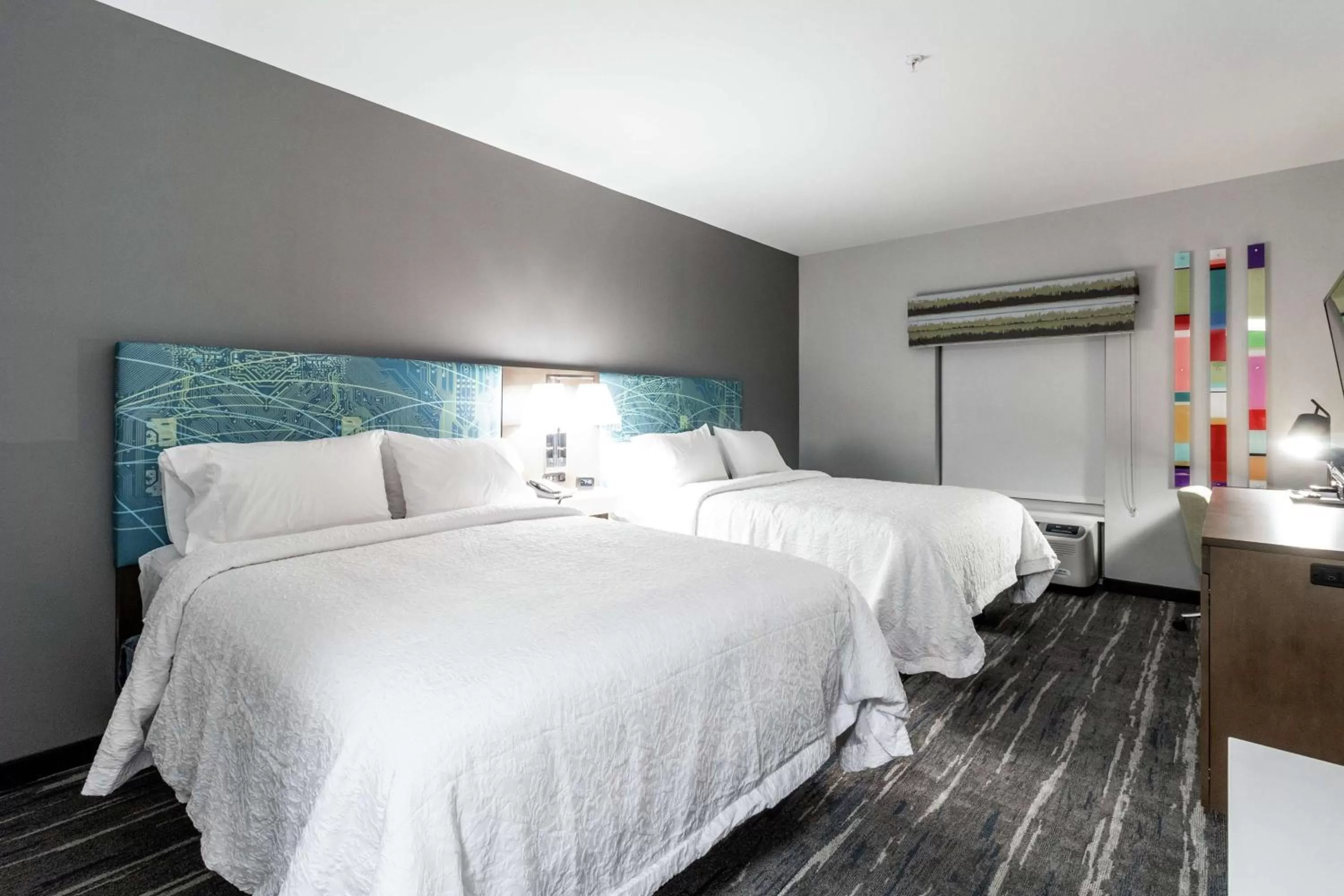 Bedroom, Bed in Hampton Inn Locust Grove